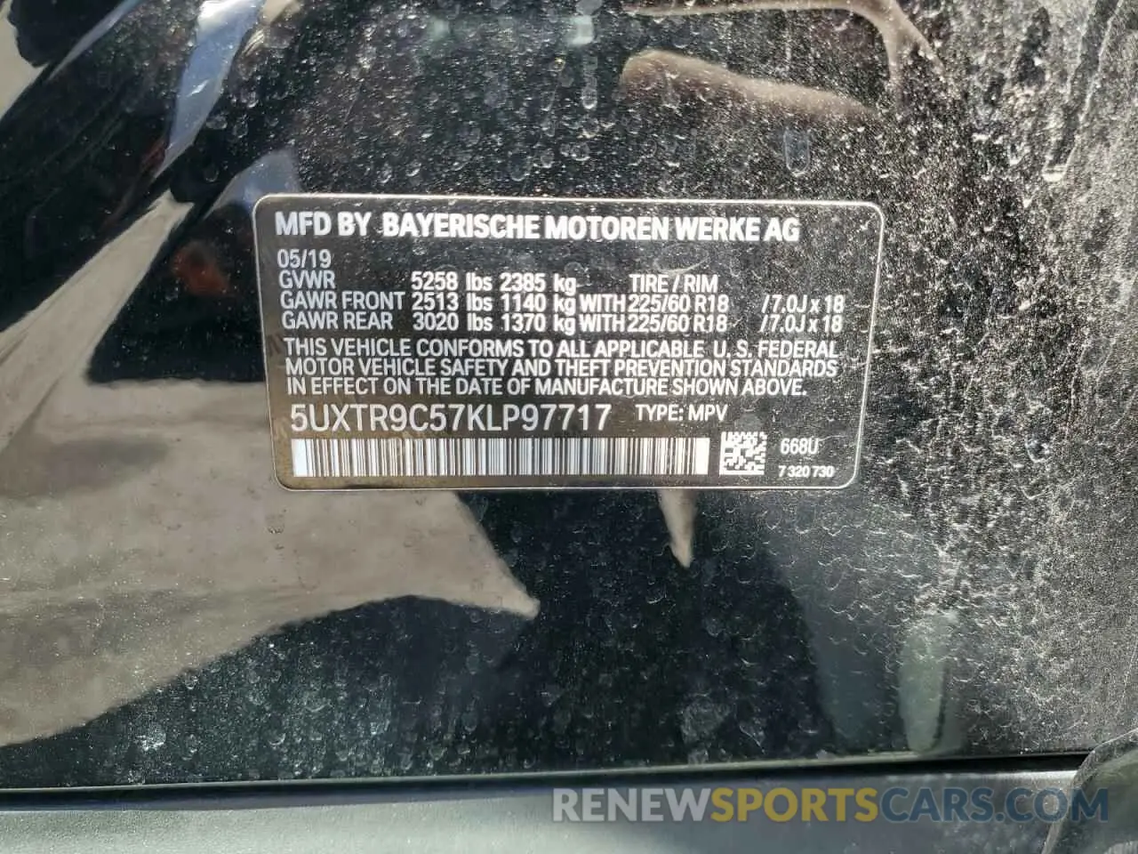 13 Photograph of a damaged car 5UXTR9C57KLP97717 BMW X3 2019