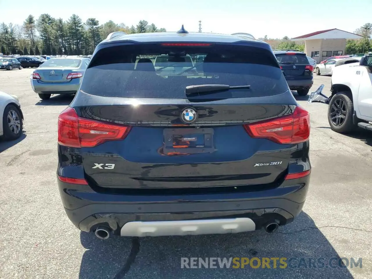 6 Photograph of a damaged car 5UXTR9C57KLP97717 BMW X3 2019
