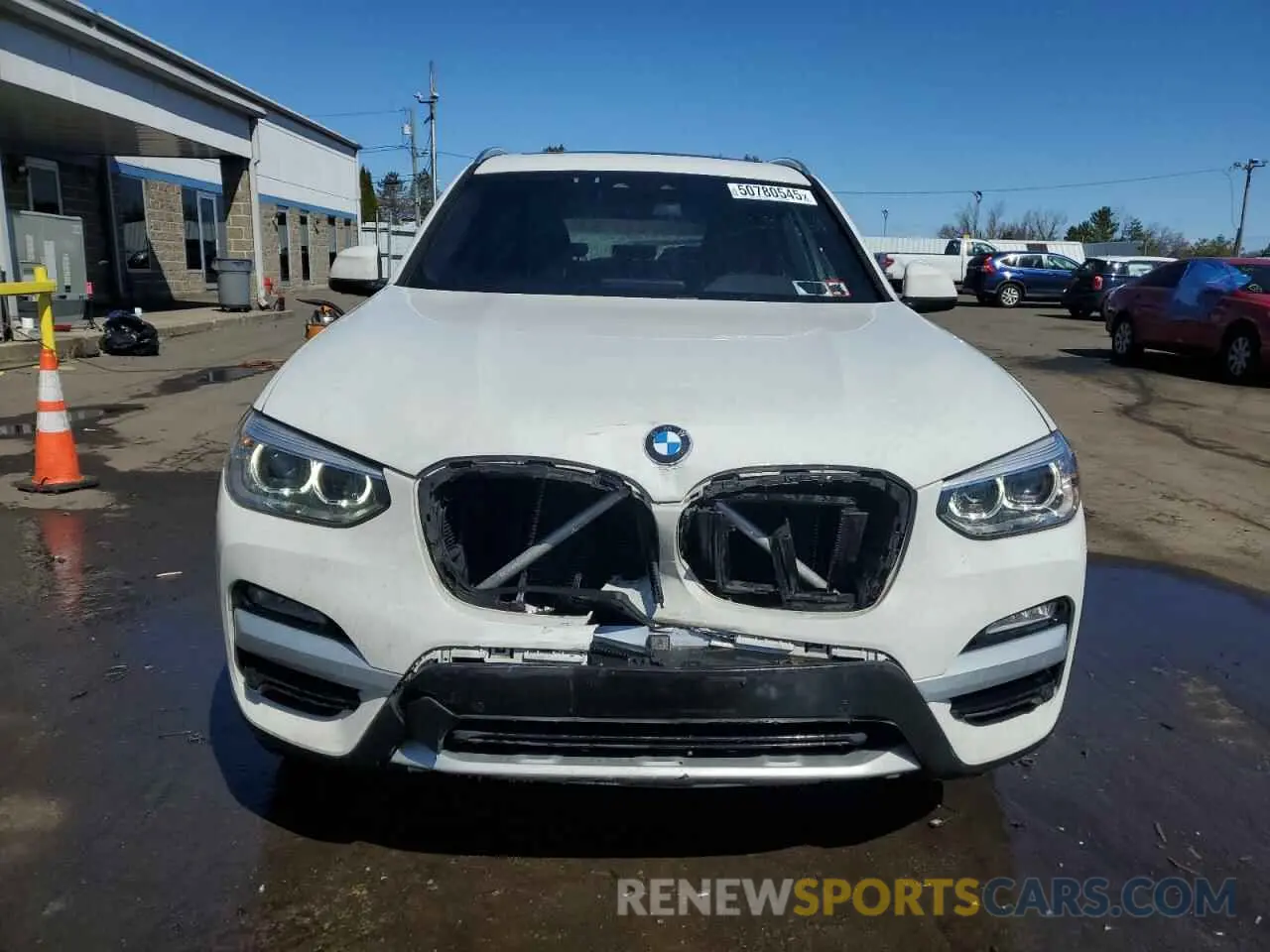 5 Photograph of a damaged car 5UXTR9C57KLR06404 BMW X3 2019