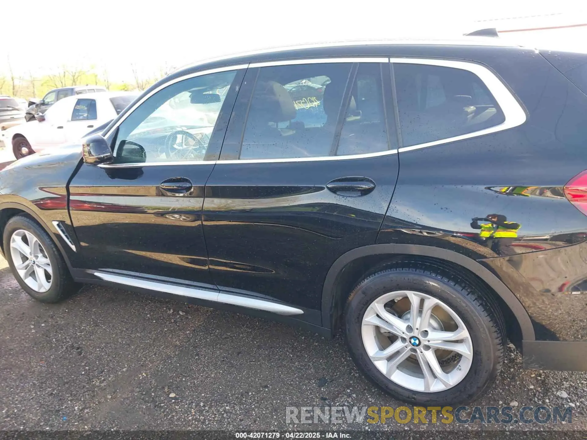 14 Photograph of a damaged car 5UXTR9C58KLD92243 BMW X3 2019