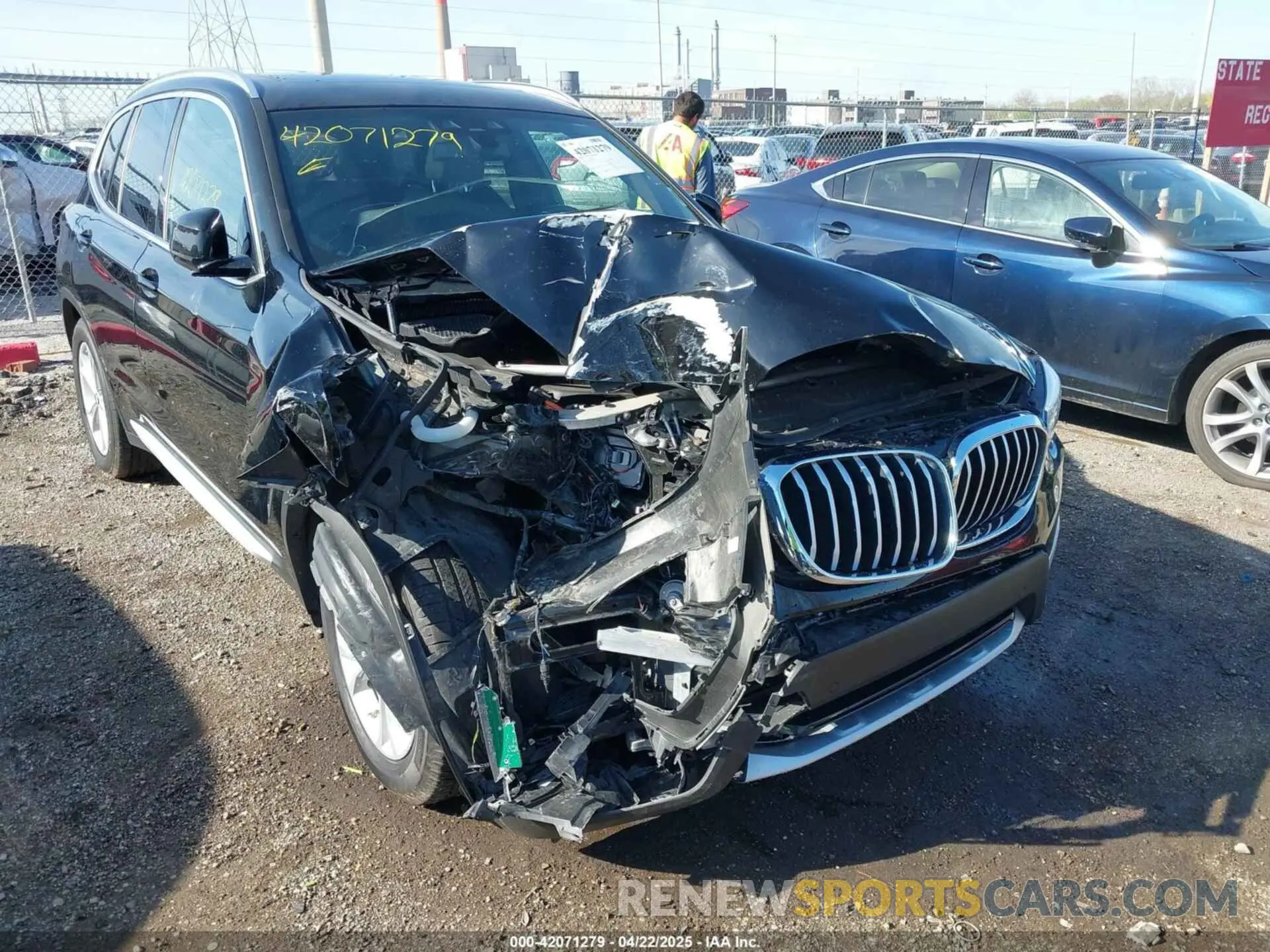 6 Photograph of a damaged car 5UXTR9C58KLD92243 BMW X3 2019