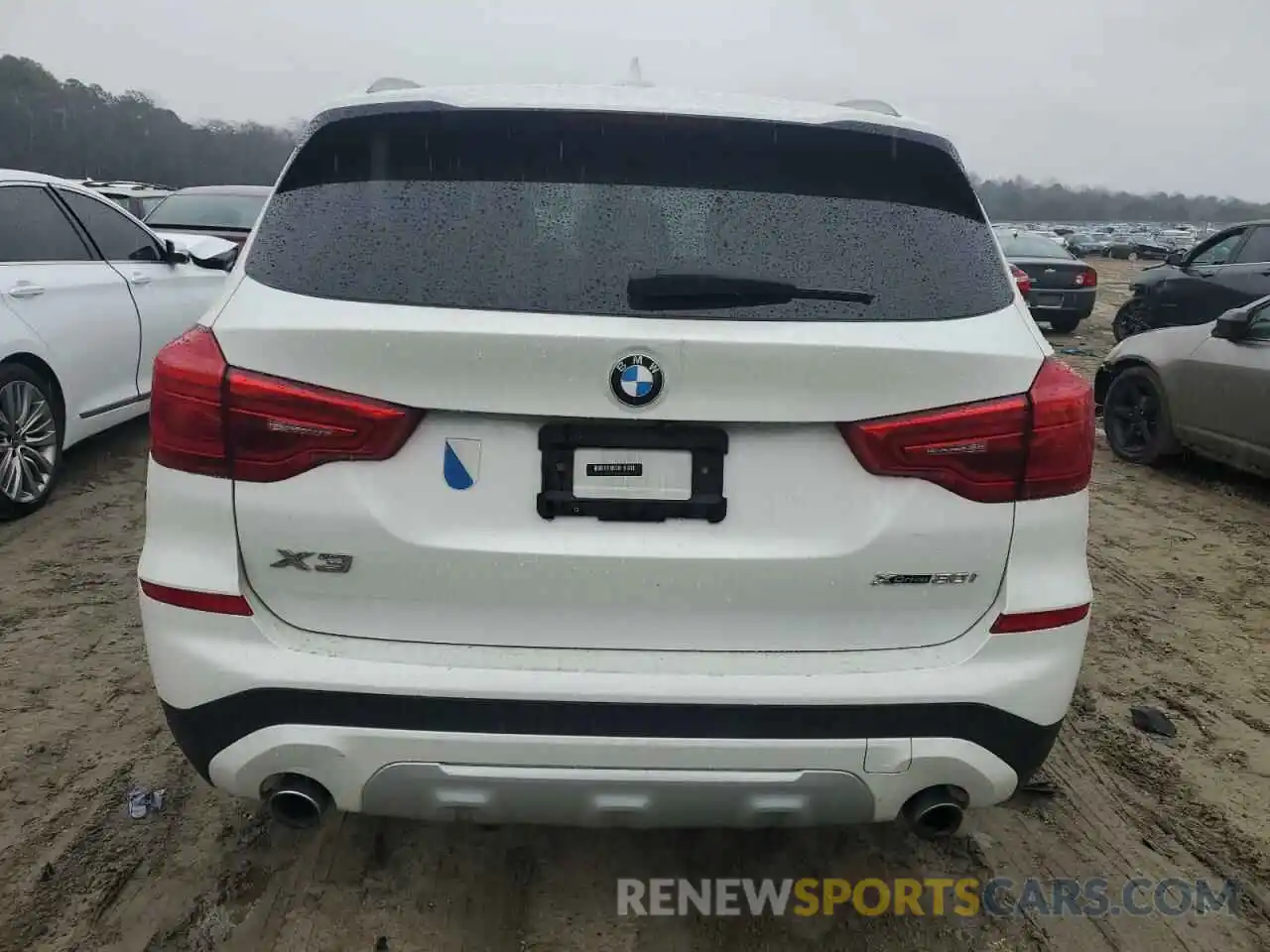 6 Photograph of a damaged car 5UXTR9C58KLD95918 BMW X3 2019