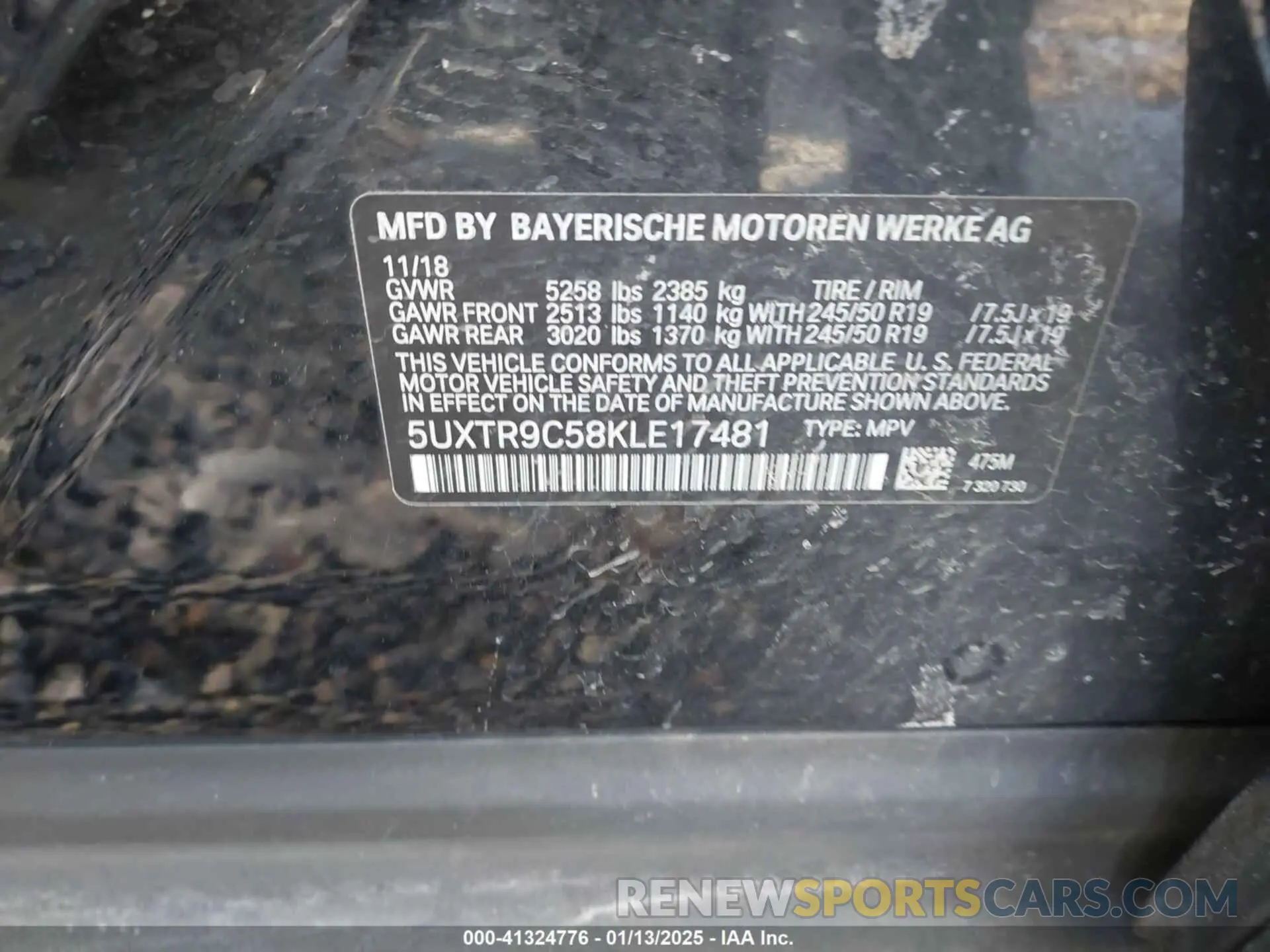 9 Photograph of a damaged car 5UXTR9C58KLE17481 BMW X3 2019