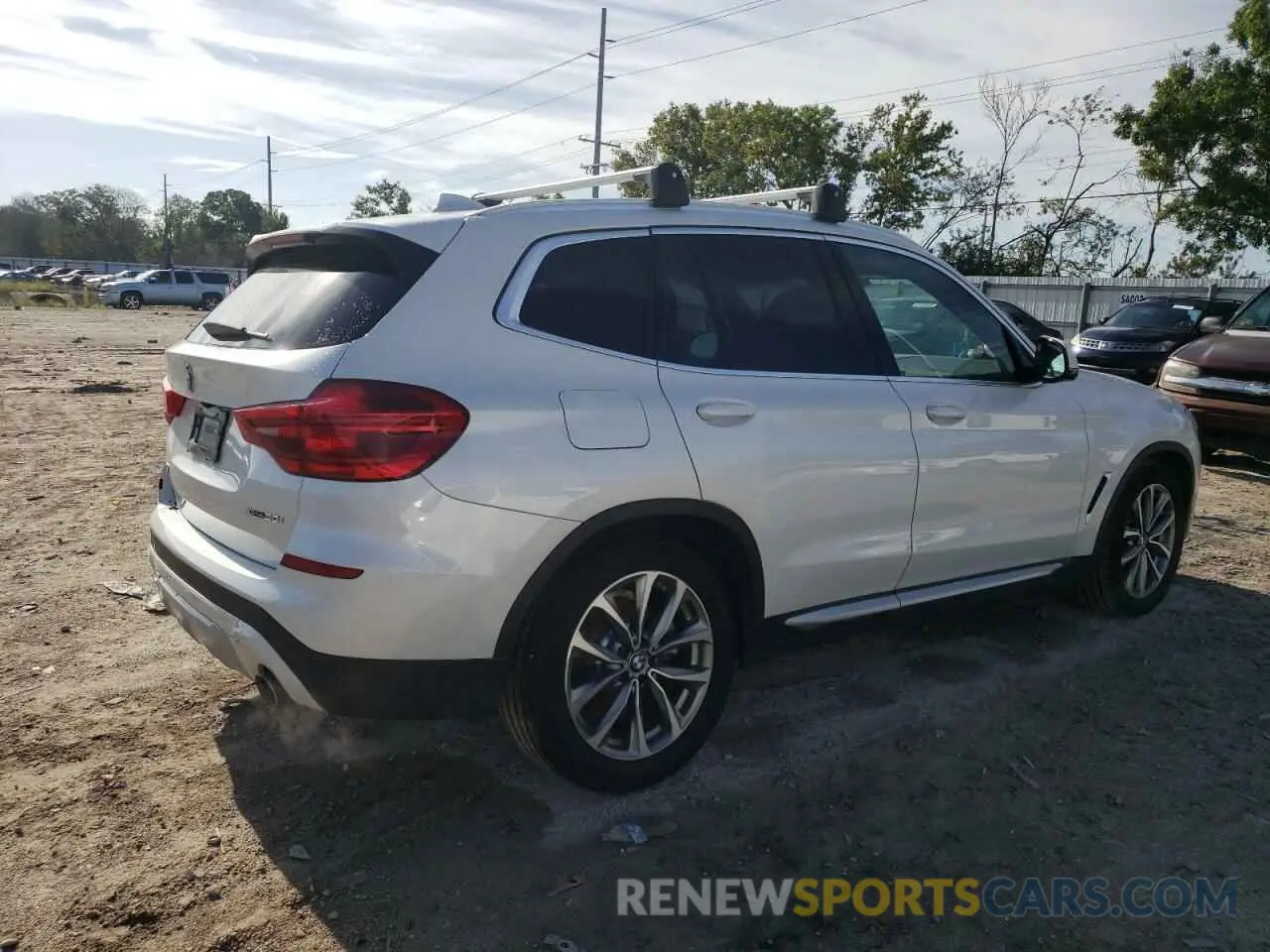 3 Photograph of a damaged car 5UXTR9C58KLE19988 BMW X3 2019
