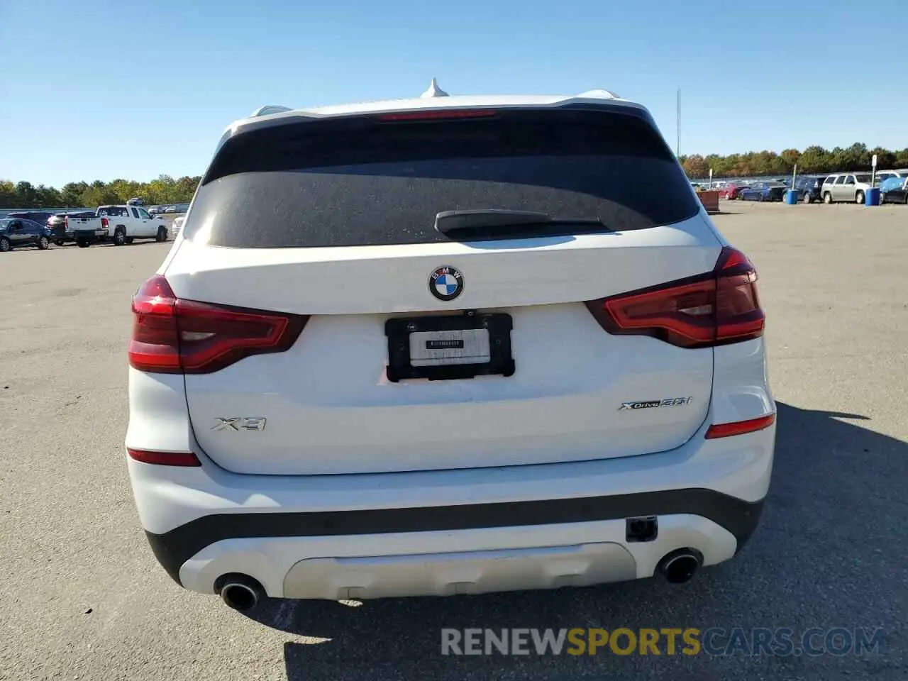 6 Photograph of a damaged car 5UXTR9C58KLP77864 BMW X3 2019