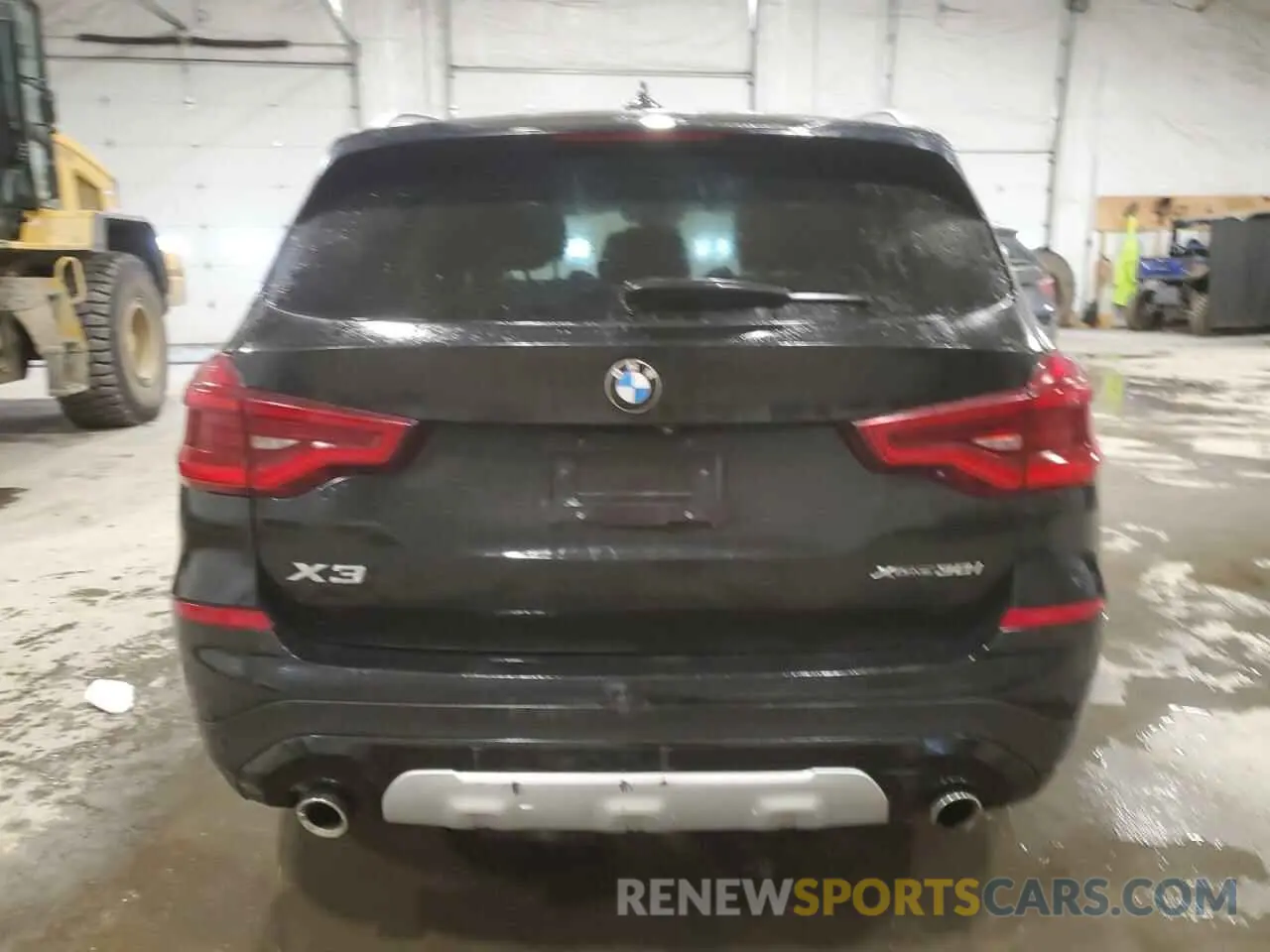 6 Photograph of a damaged car 5UXTR9C58KLP81722 BMW X3 2019