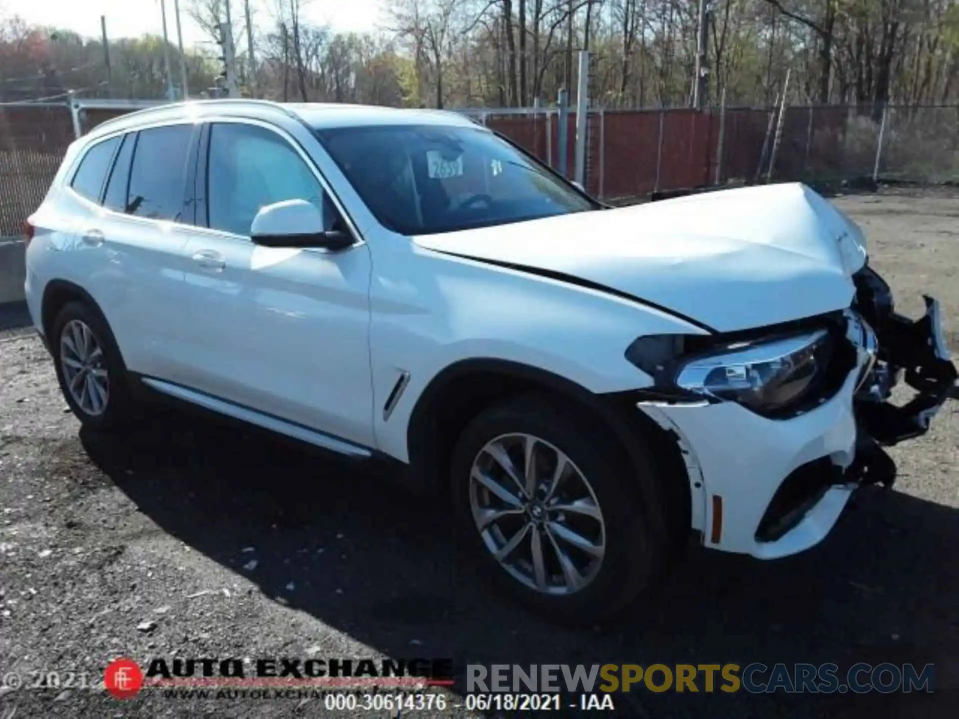 4 Photograph of a damaged car 5UXTR9C58KLP88444 BMW X3 2019