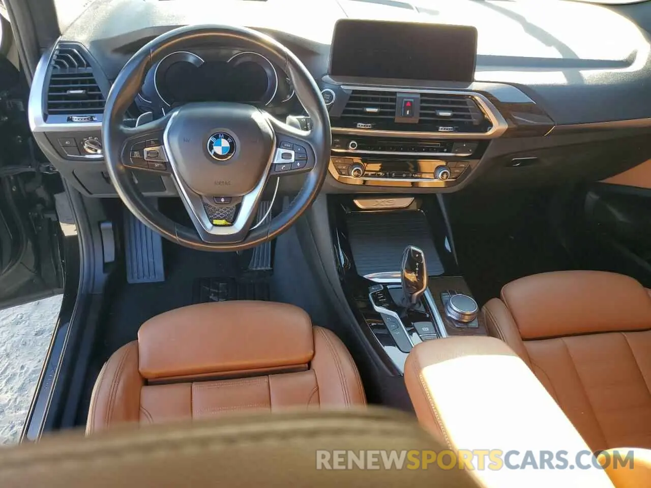 8 Photograph of a damaged car 5UXTR9C58KLR04080 BMW X3 2019