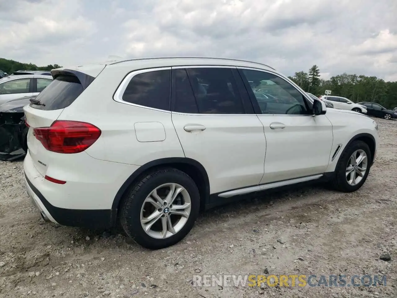 3 Photograph of a damaged car 5UXTR9C58KLR07111 BMW X3 2019