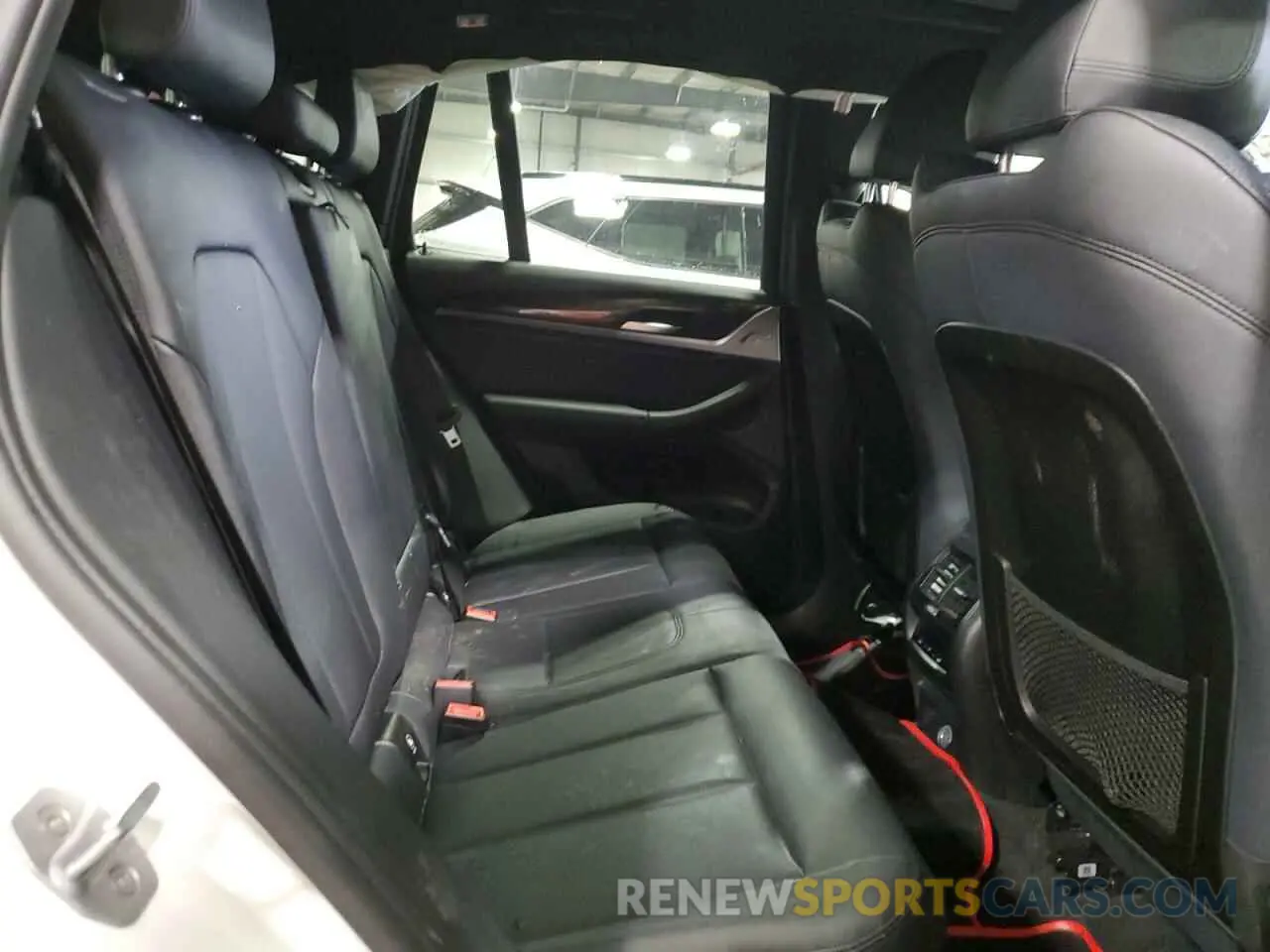 11 Photograph of a damaged car 5UXTR9C59KLD90260 BMW X3 2019