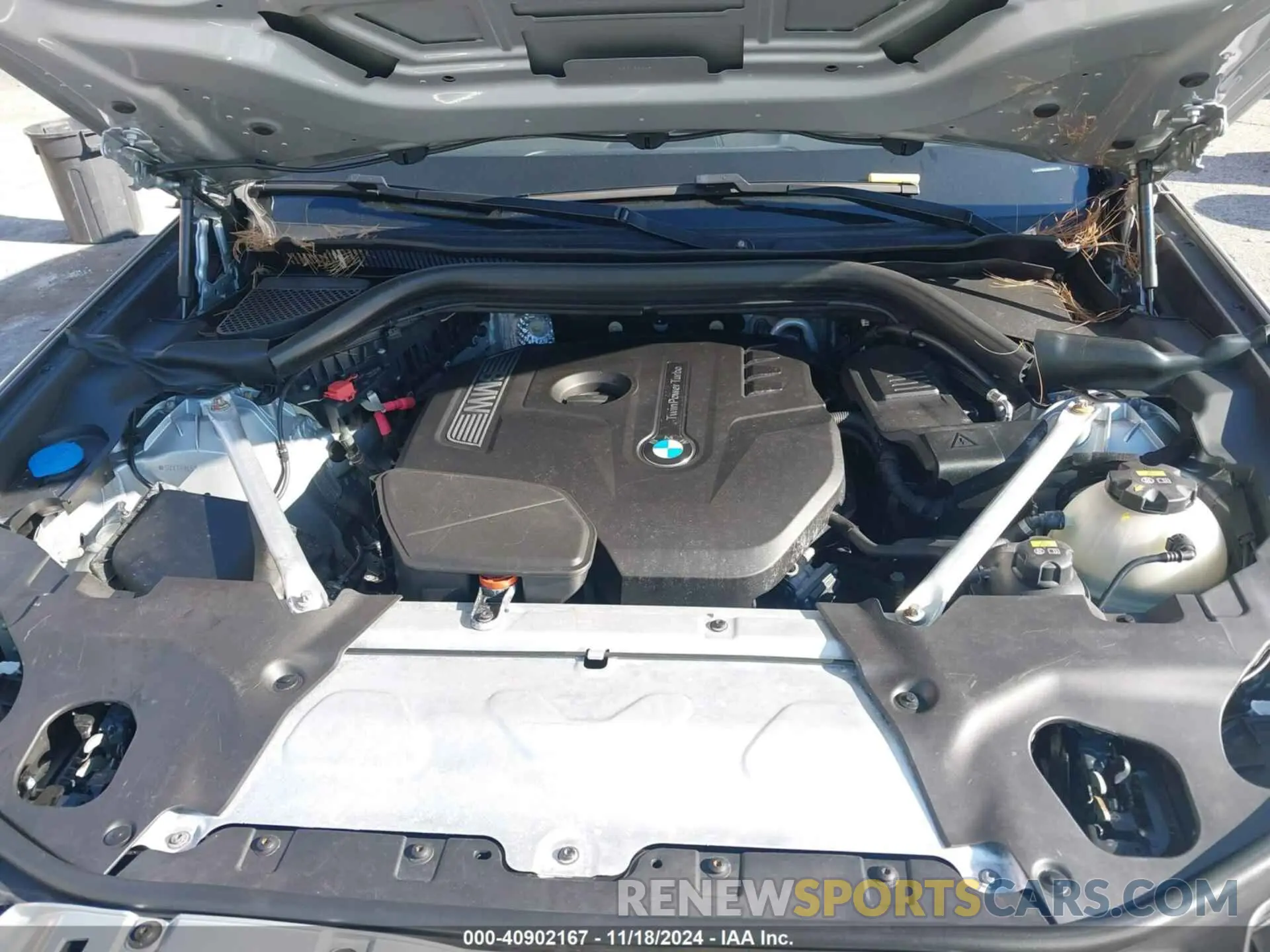 10 Photograph of a damaged car 5UXTR9C59KLD91733 BMW X3 2019