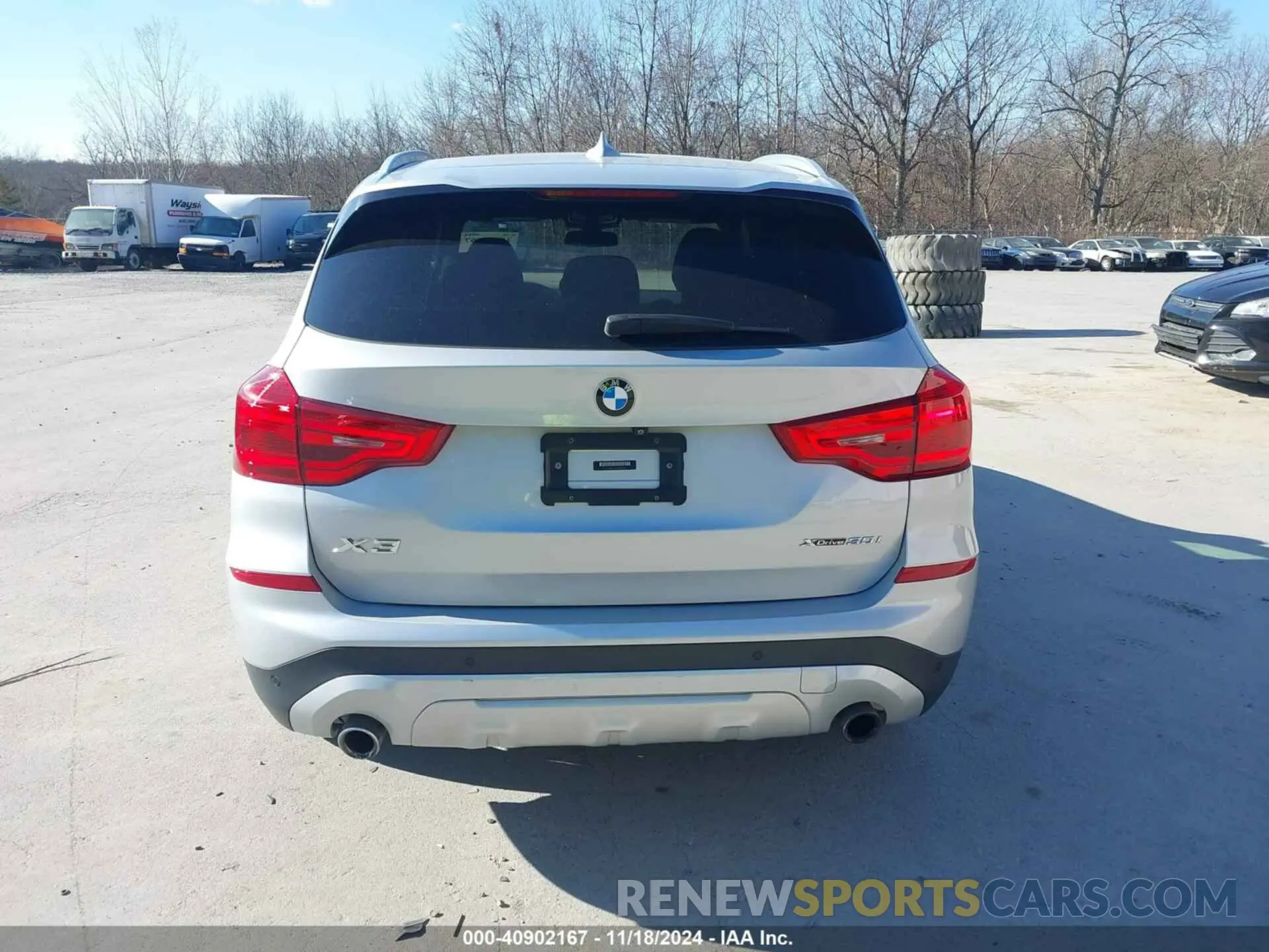 16 Photograph of a damaged car 5UXTR9C59KLD91733 BMW X3 2019