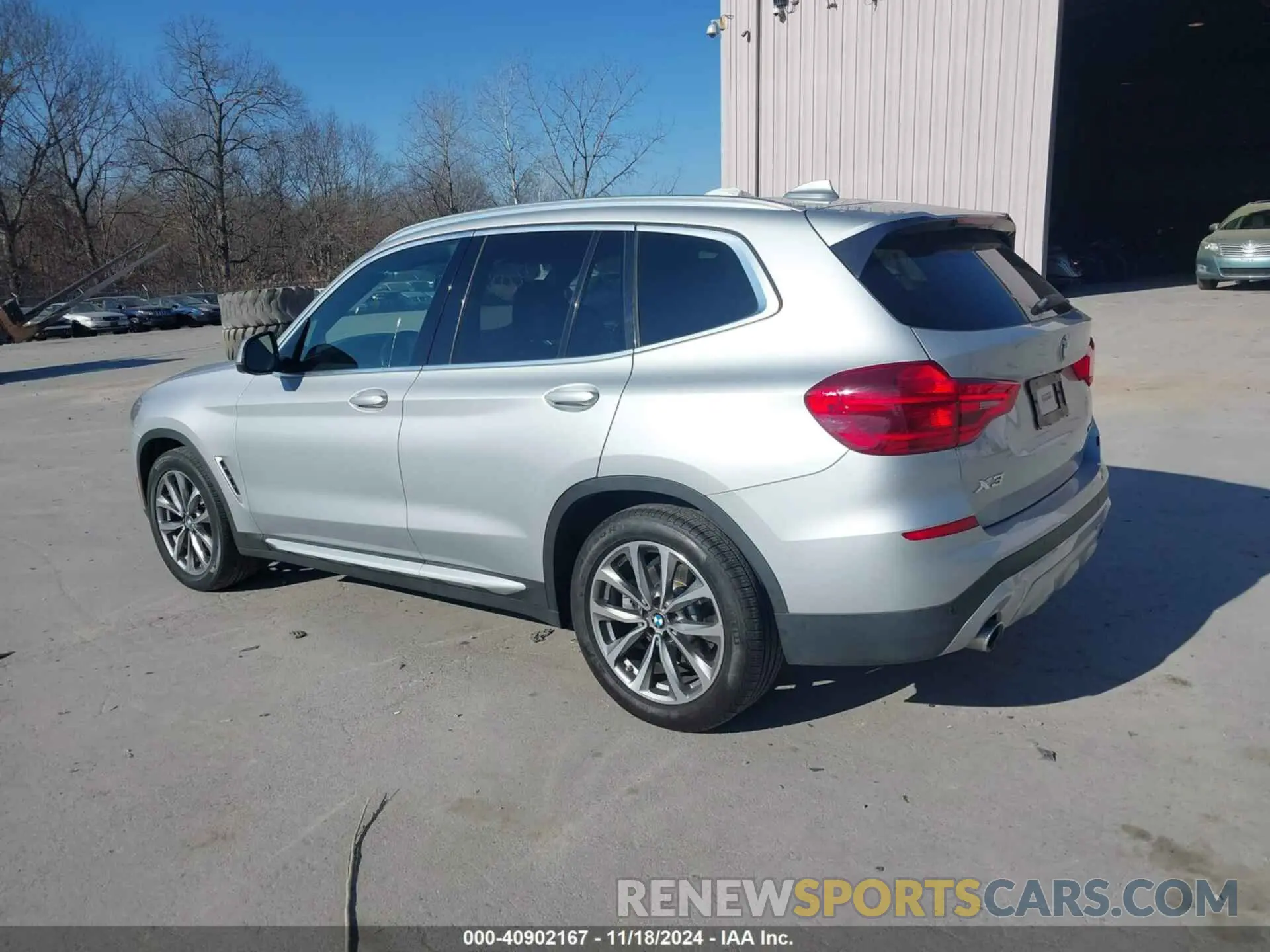 3 Photograph of a damaged car 5UXTR9C59KLD91733 BMW X3 2019