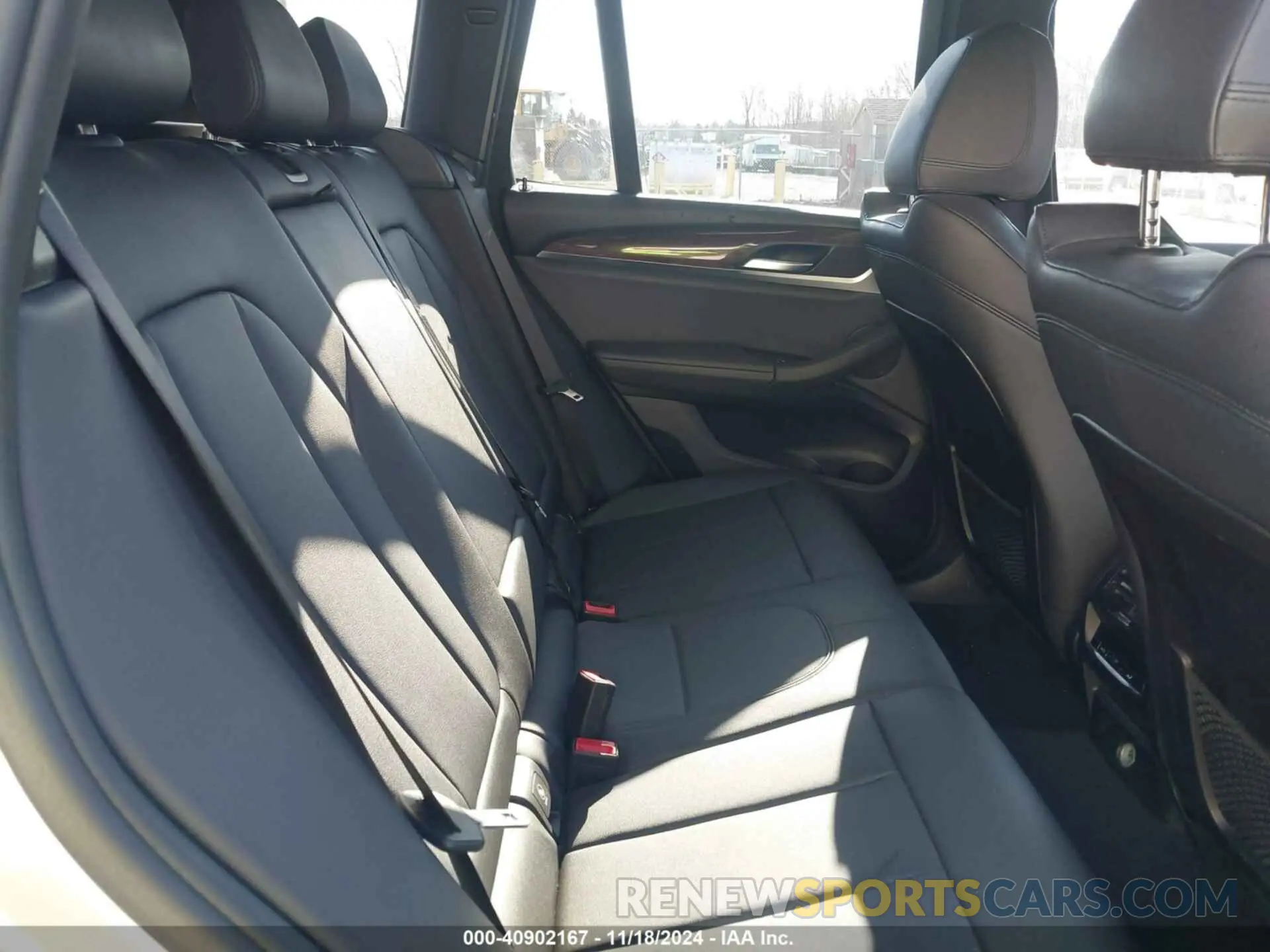 8 Photograph of a damaged car 5UXTR9C59KLD91733 BMW X3 2019