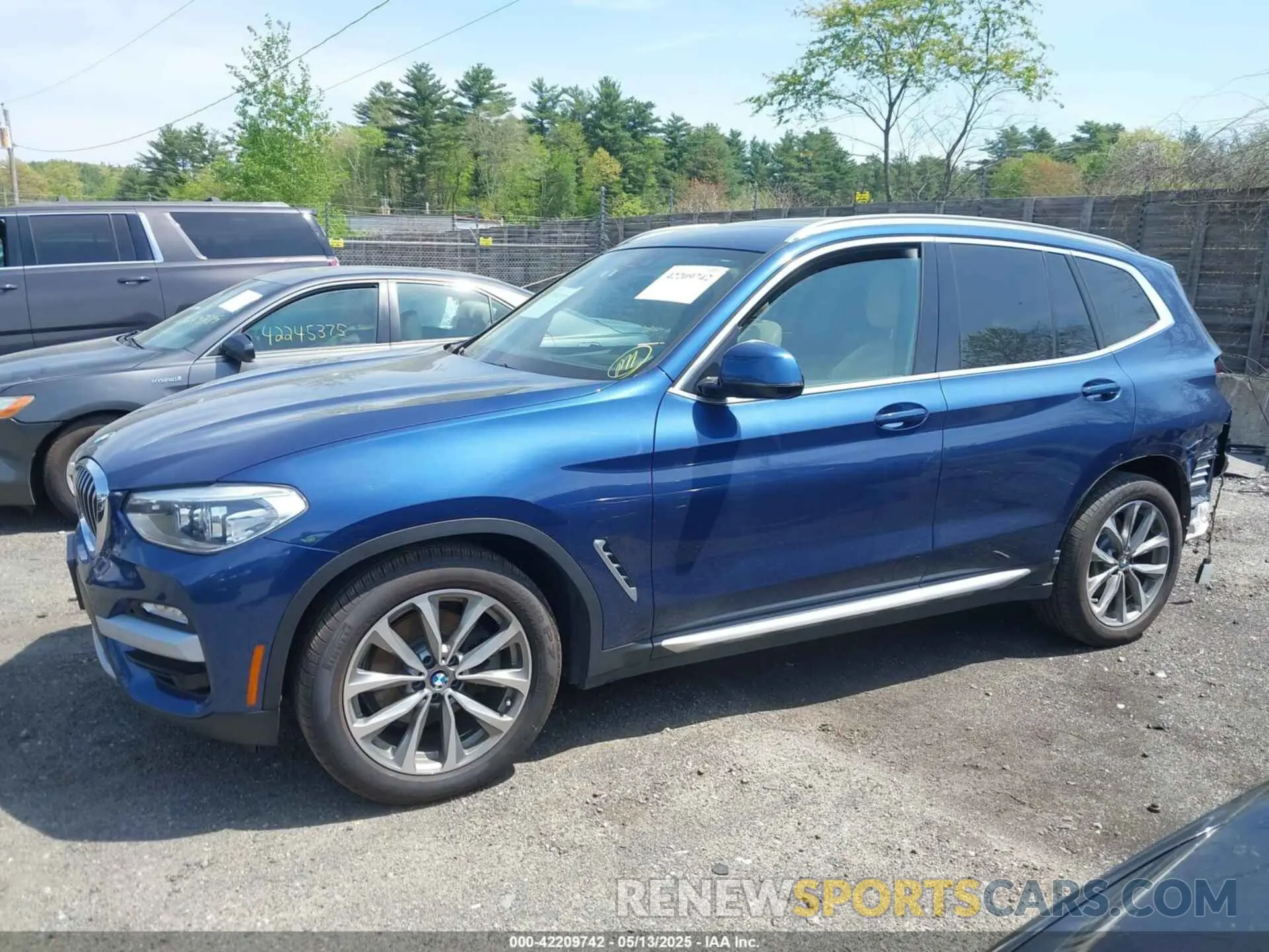 15 Photograph of a damaged car 5UXTR9C59KLD93739 BMW X3 2019