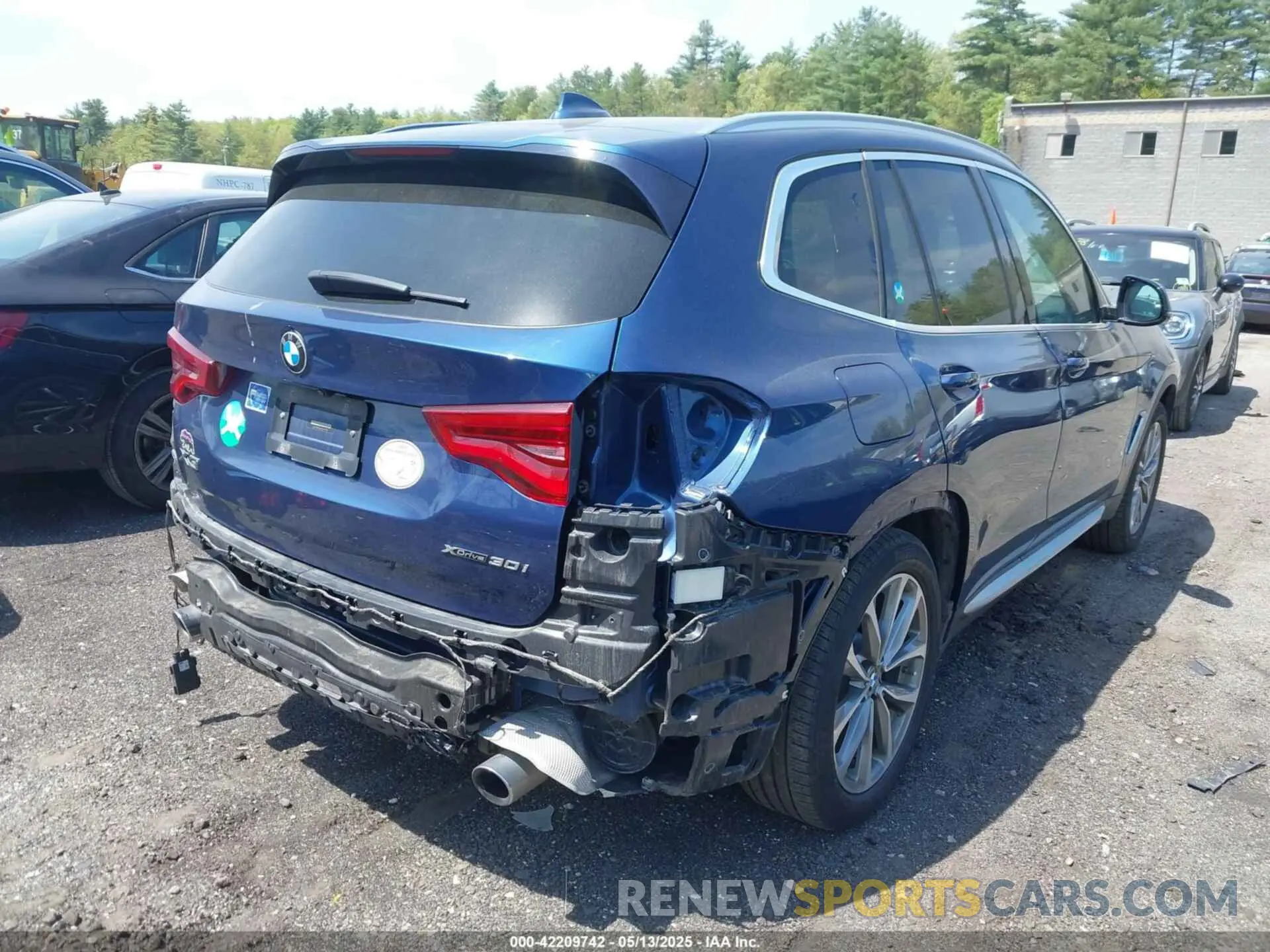 4 Photograph of a damaged car 5UXTR9C59KLD93739 BMW X3 2019