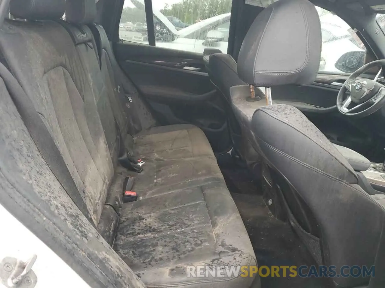 11 Photograph of a damaged car 5UXTR9C59KLE18316 BMW X3 2019