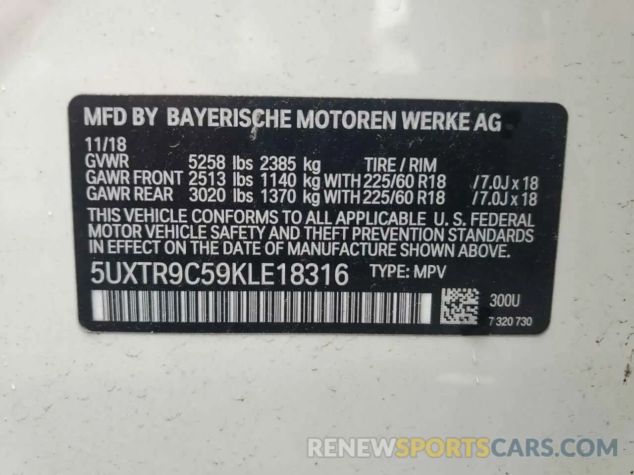 14 Photograph of a damaged car 5UXTR9C59KLE18316 BMW X3 2019