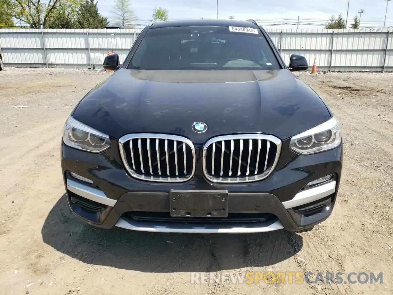 5 Photograph of a damaged car 5UXTR9C59KLE19501 BMW X3 2019