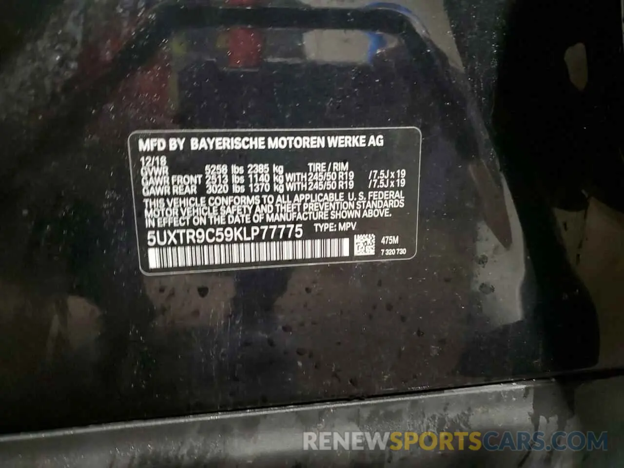 14 Photograph of a damaged car 5UXTR9C59KLP77775 BMW X3 2019