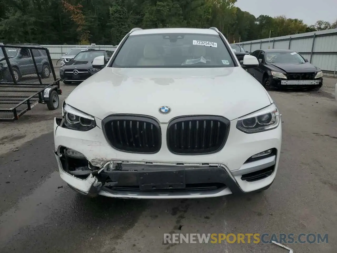 5 Photograph of a damaged car 5UXTR9C59KLP81728 BMW X3 2019