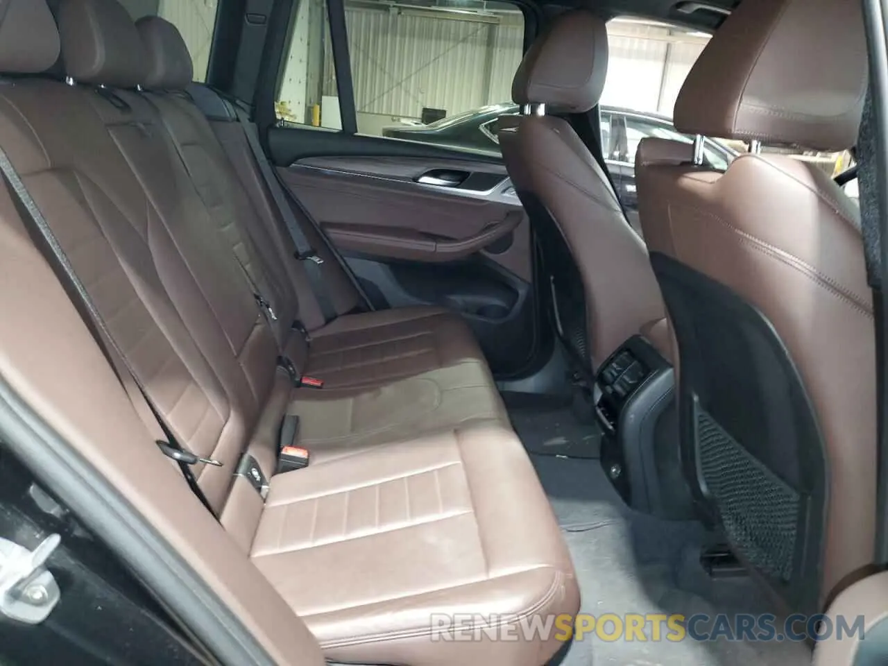 11 Photograph of a damaged car 5UXTR9C59KLP92471 BMW X3 2019