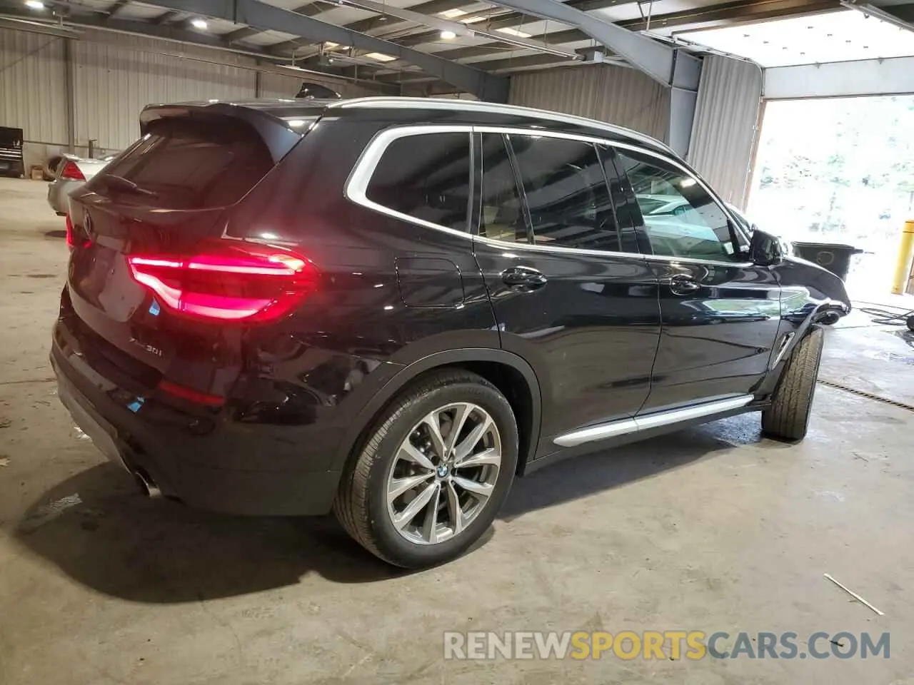 3 Photograph of a damaged car 5UXTR9C59KLP92471 BMW X3 2019