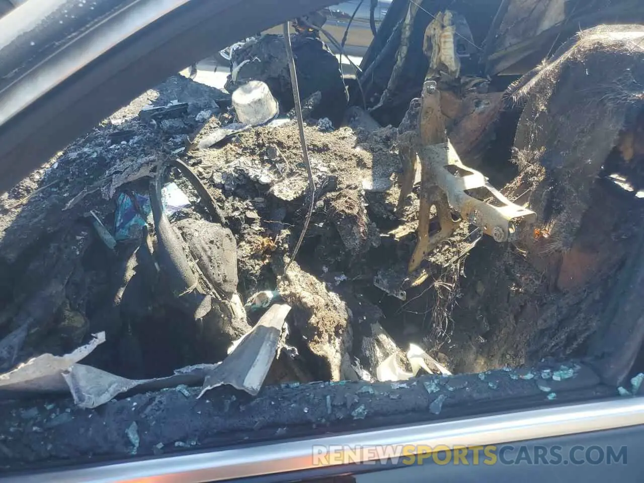 7 Photograph of a damaged car 5UXTR9C59KLP95080 BMW X3 2019