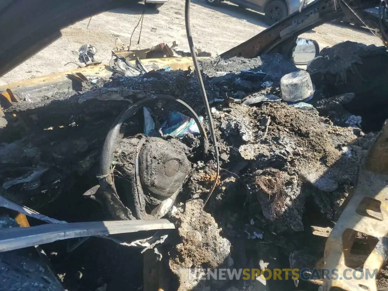 8 Photograph of a damaged car 5UXTR9C59KLP95080 BMW X3 2019