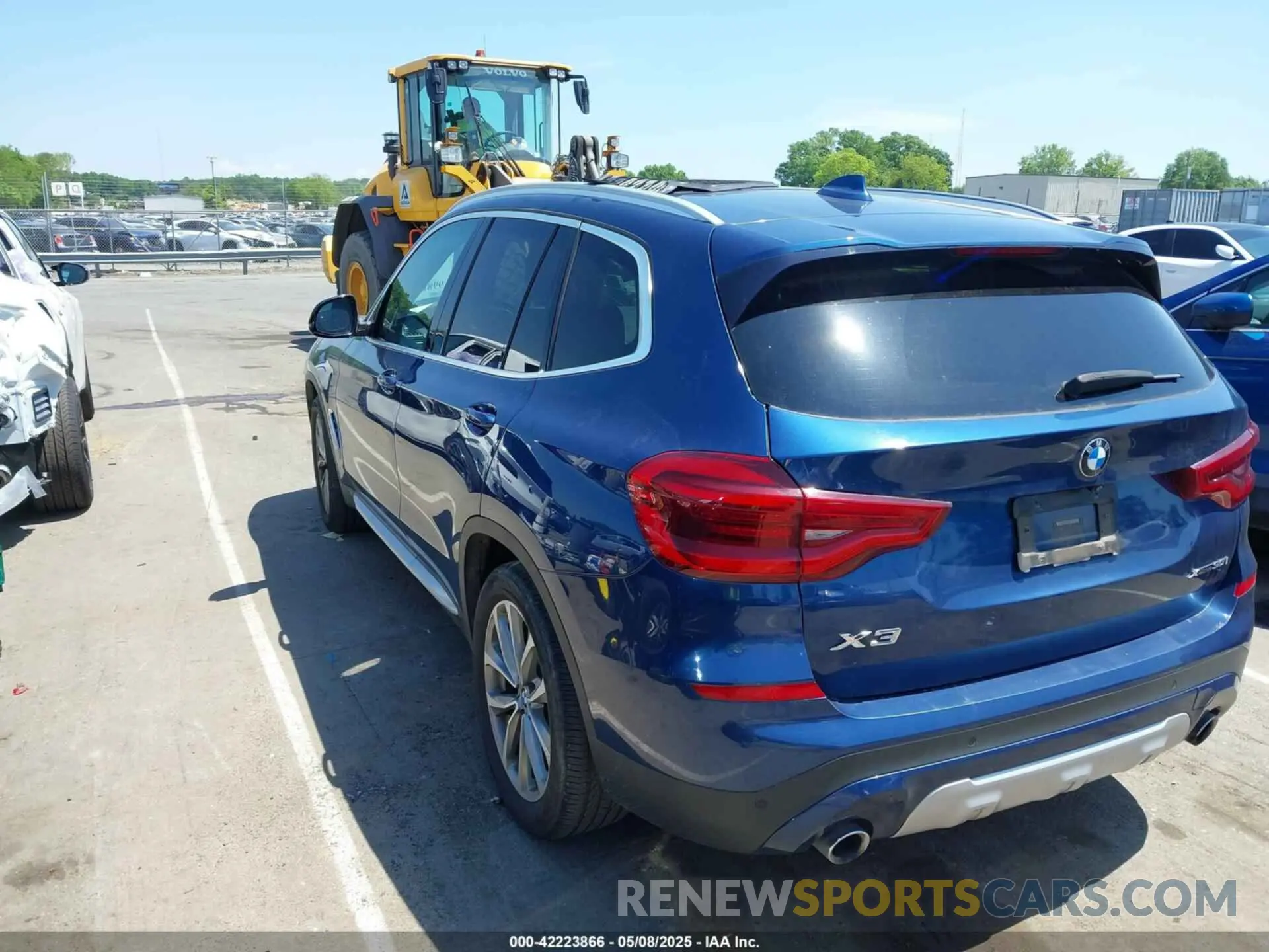 3 Photograph of a damaged car 5UXTR9C59KLR05142 BMW X3 2019