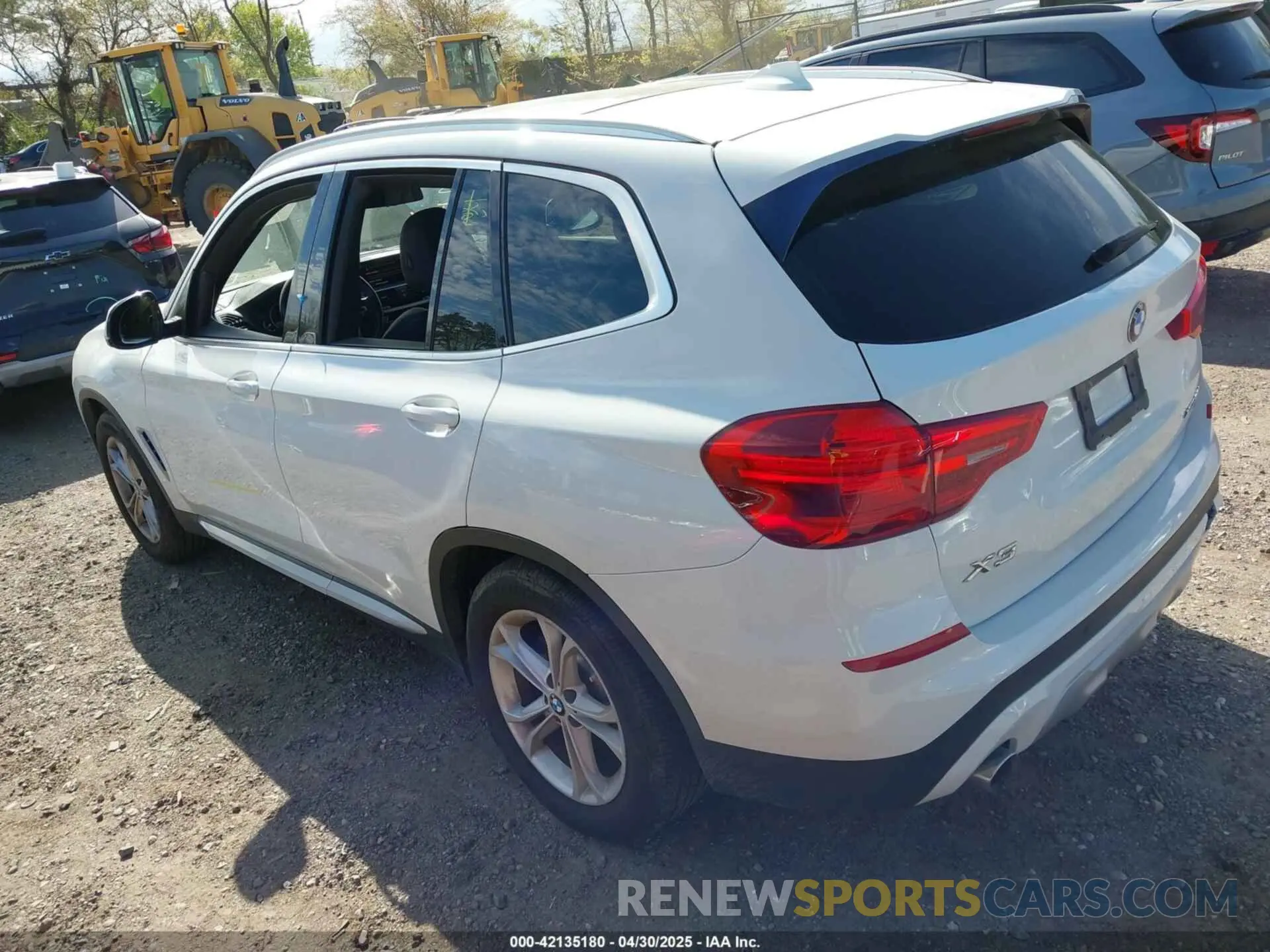 3 Photograph of a damaged car 5UXTR9C59KLR10759 BMW X3 2019