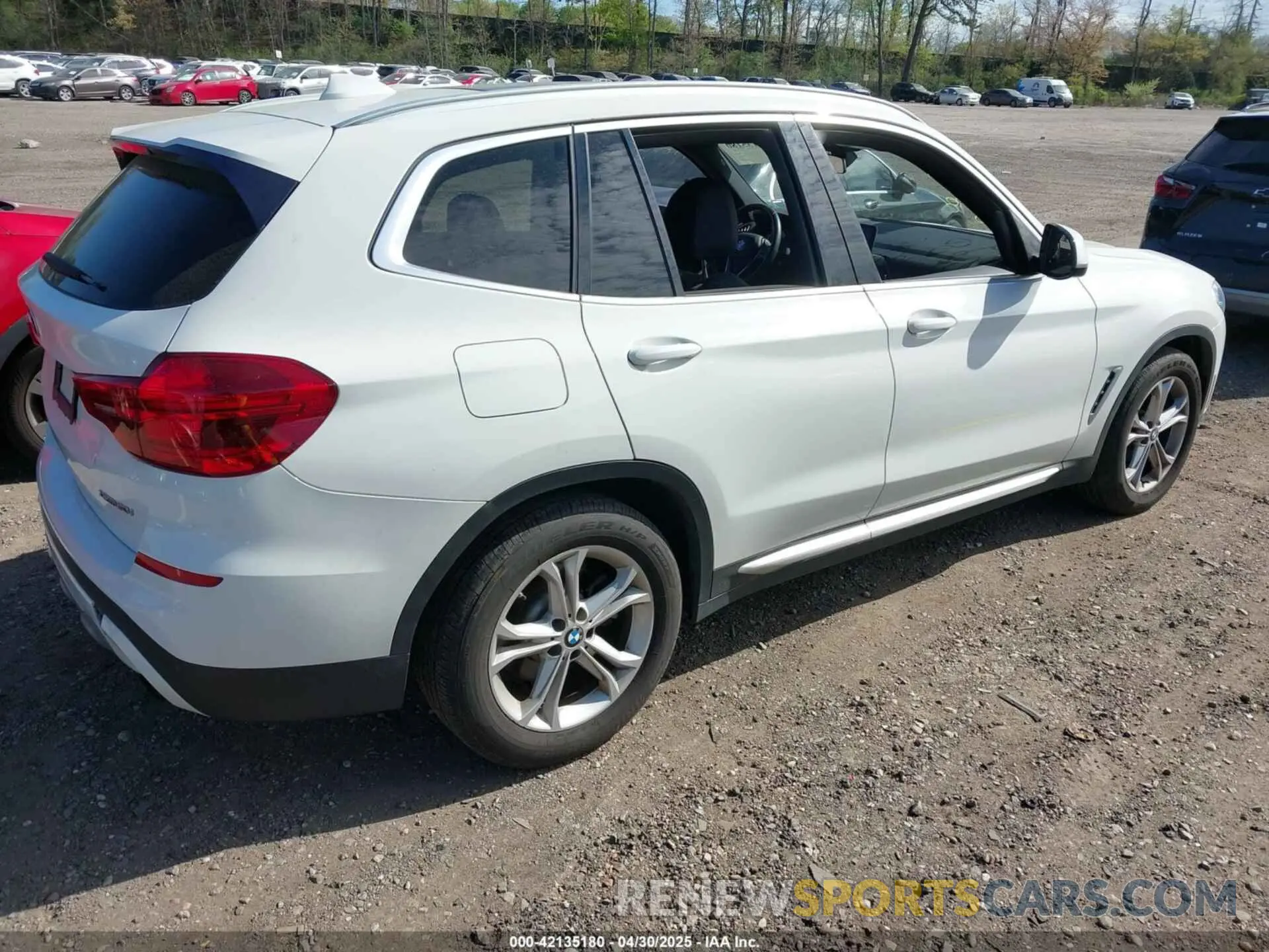 4 Photograph of a damaged car 5UXTR9C59KLR10759 BMW X3 2019