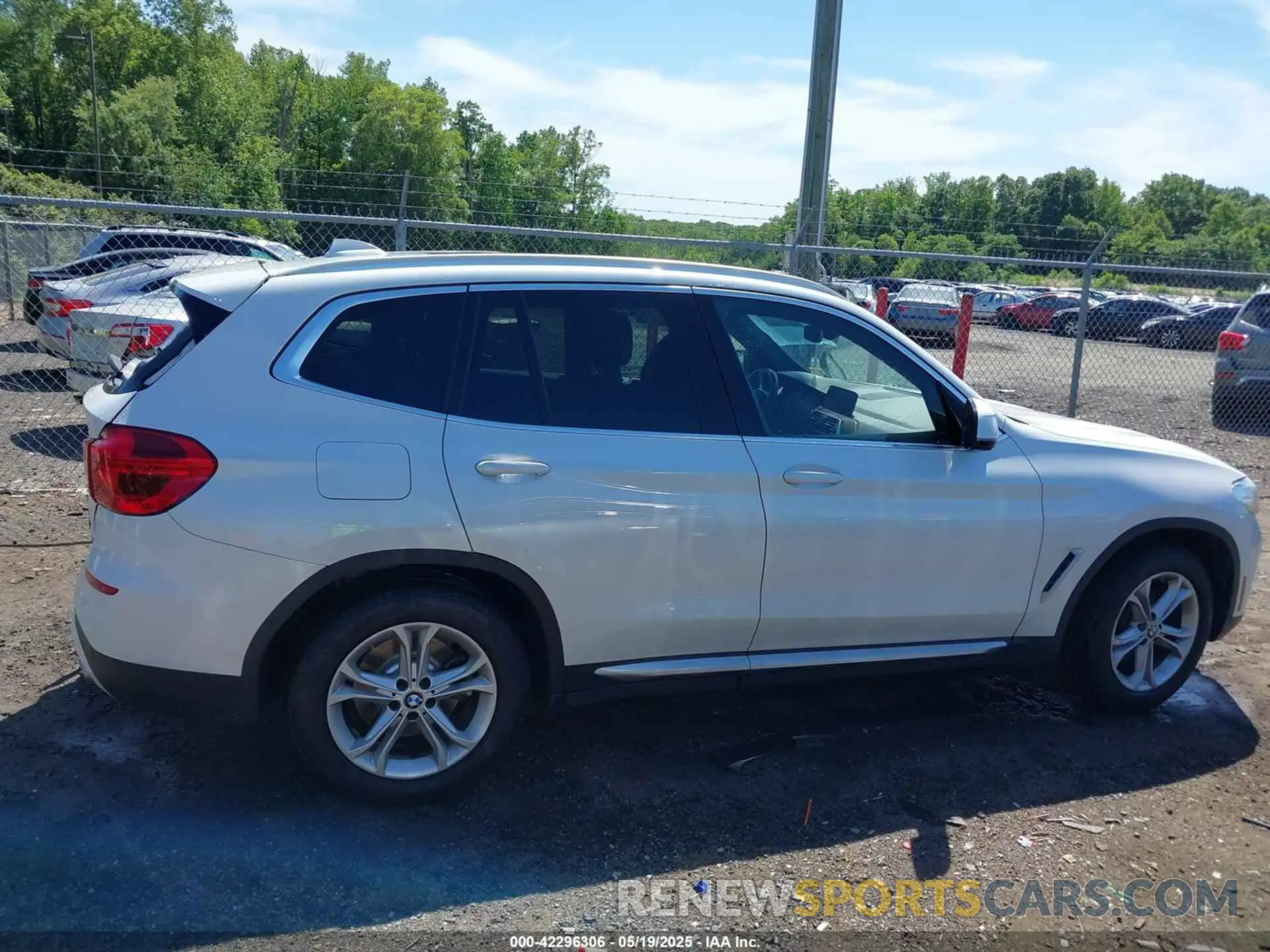 13 Photograph of a damaged car 5UXTR9C5XKLD90591 BMW X3 2019