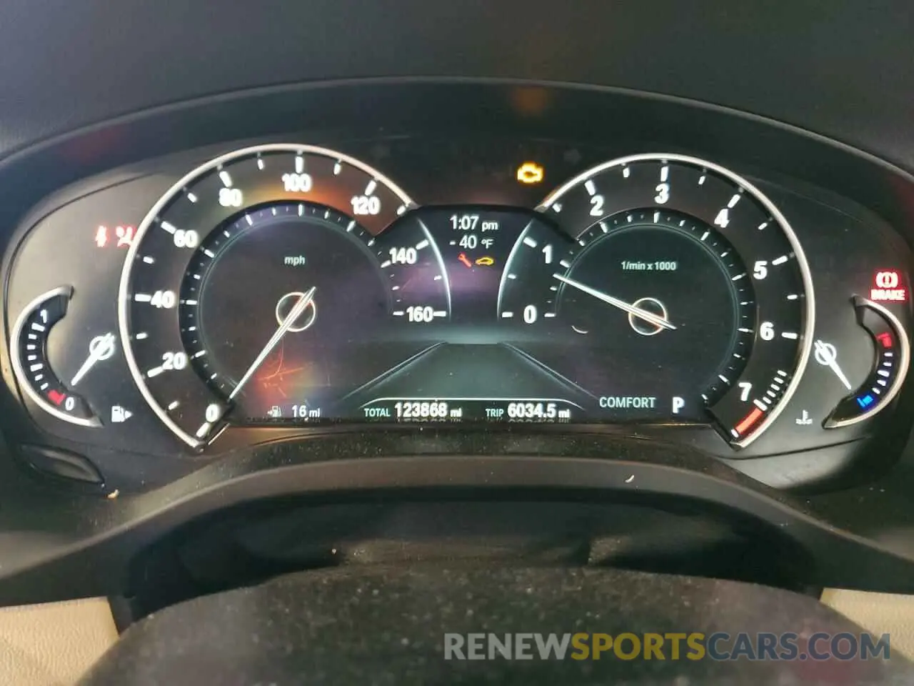 9 Photograph of a damaged car 5UXTR9C5XKLD93622 BMW X3 2019