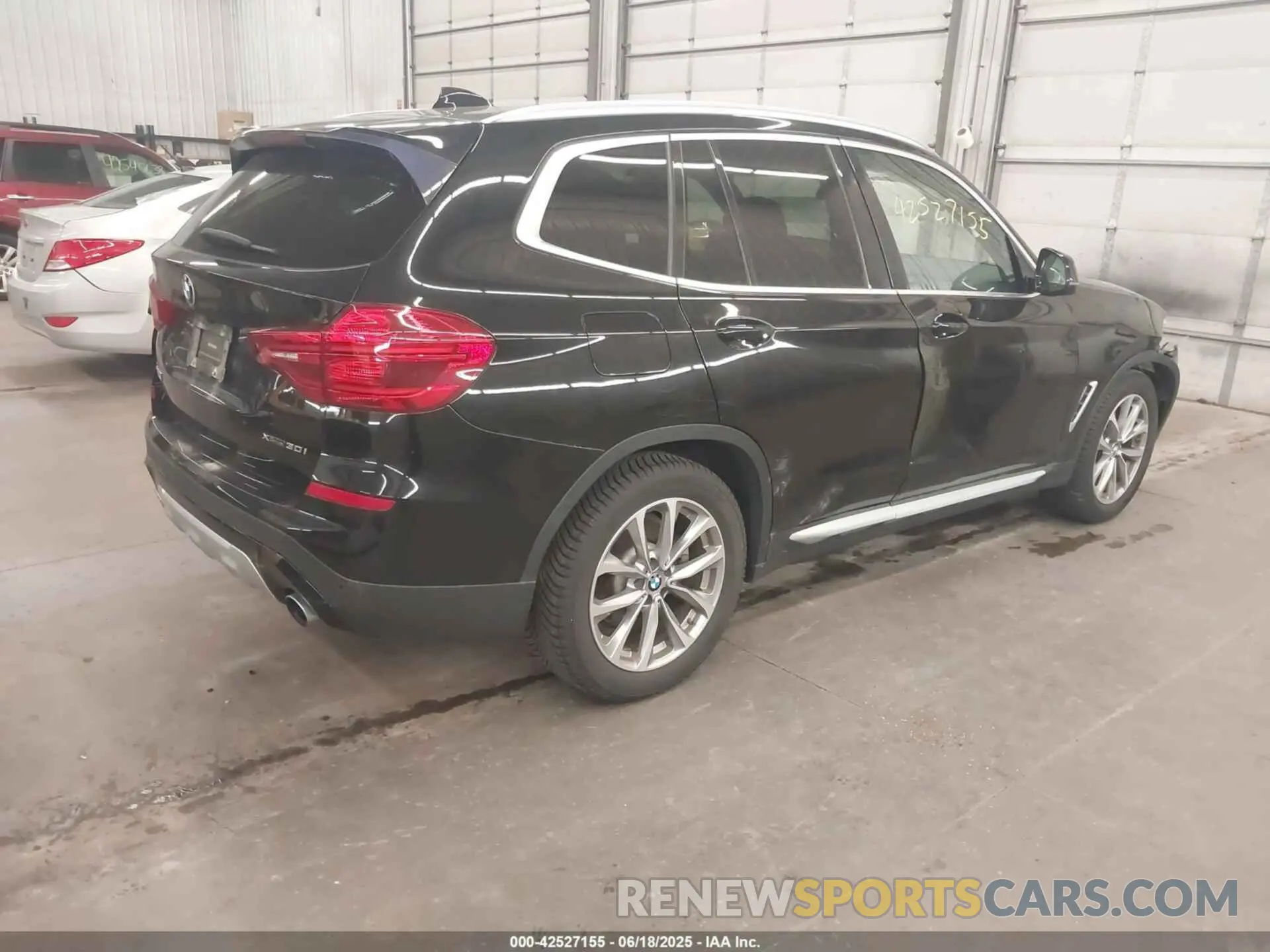 4 Photograph of a damaged car 5UXTR9C5XKLD94480 BMW X3 2019