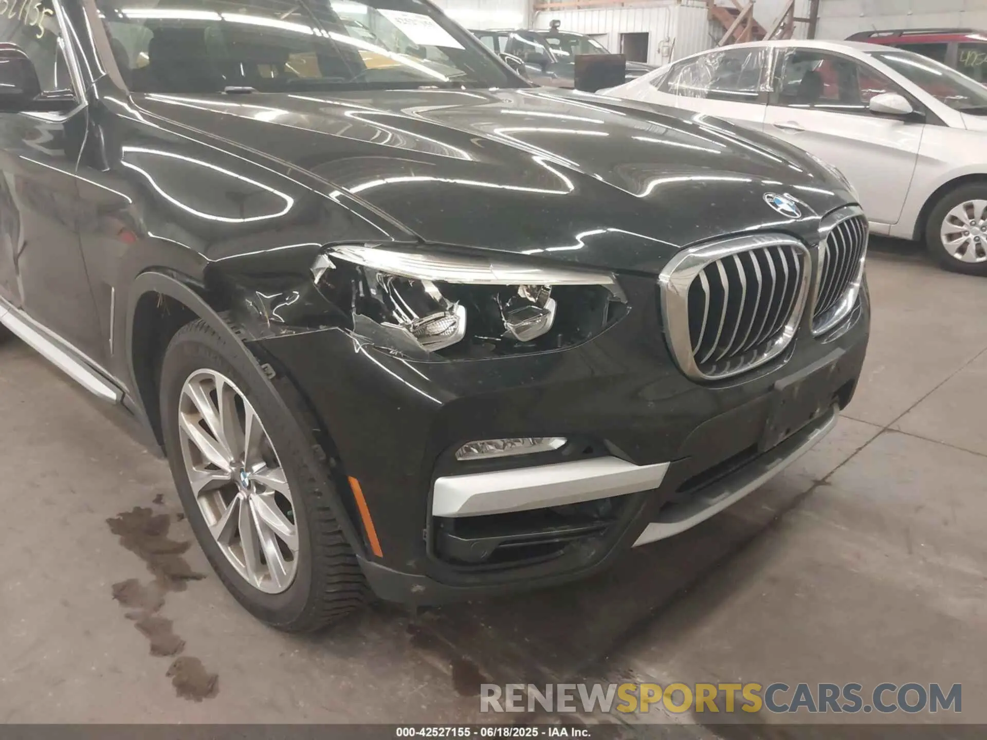 6 Photograph of a damaged car 5UXTR9C5XKLD94480 BMW X3 2019
