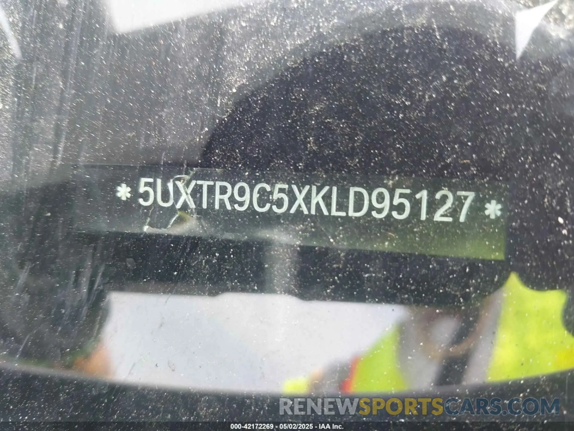 14 Photograph of a damaged car 5UXTR9C5XKLD95127 BMW X3 2019
