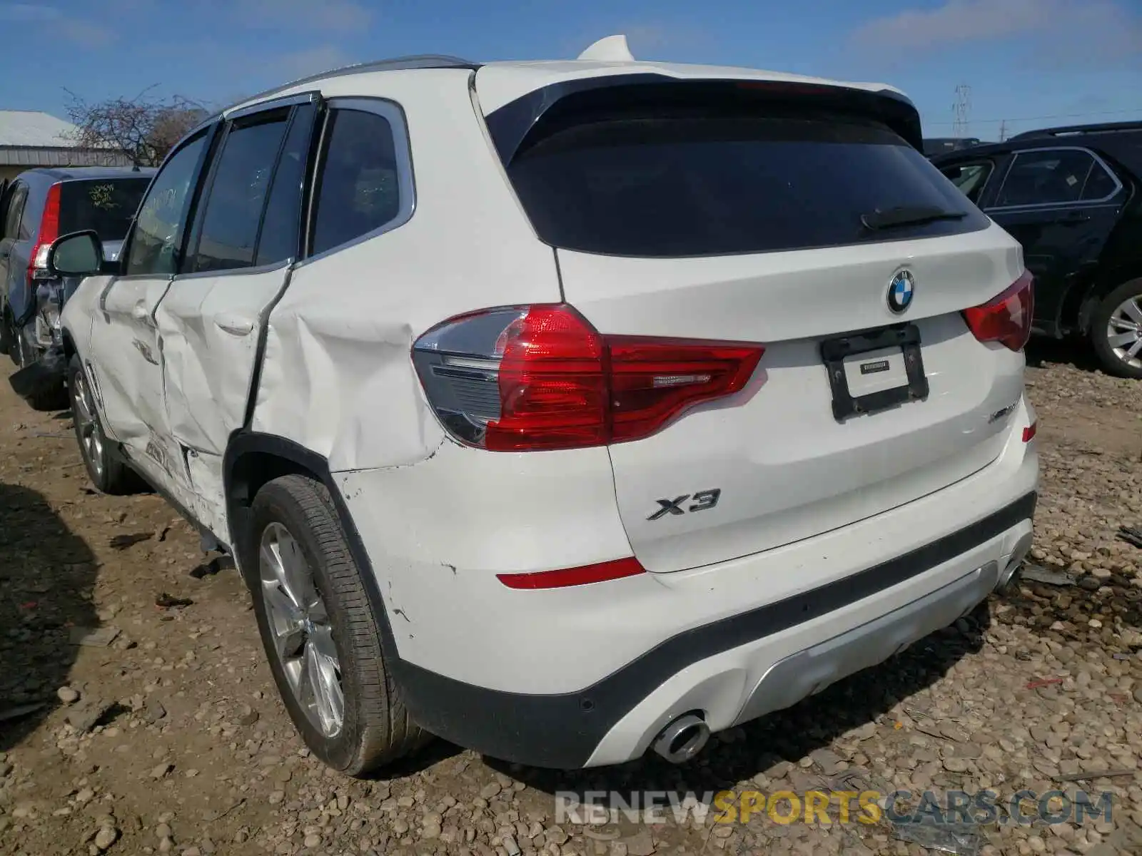 3 Photograph of a damaged car 5UXTR9C5XKLE16994 BMW X3 2019