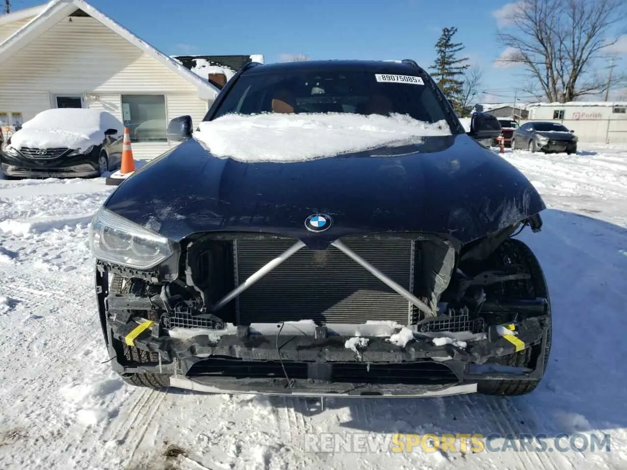 5 Photograph of a damaged car 5UXTR9C5XKLE17451 BMW X3 2019
