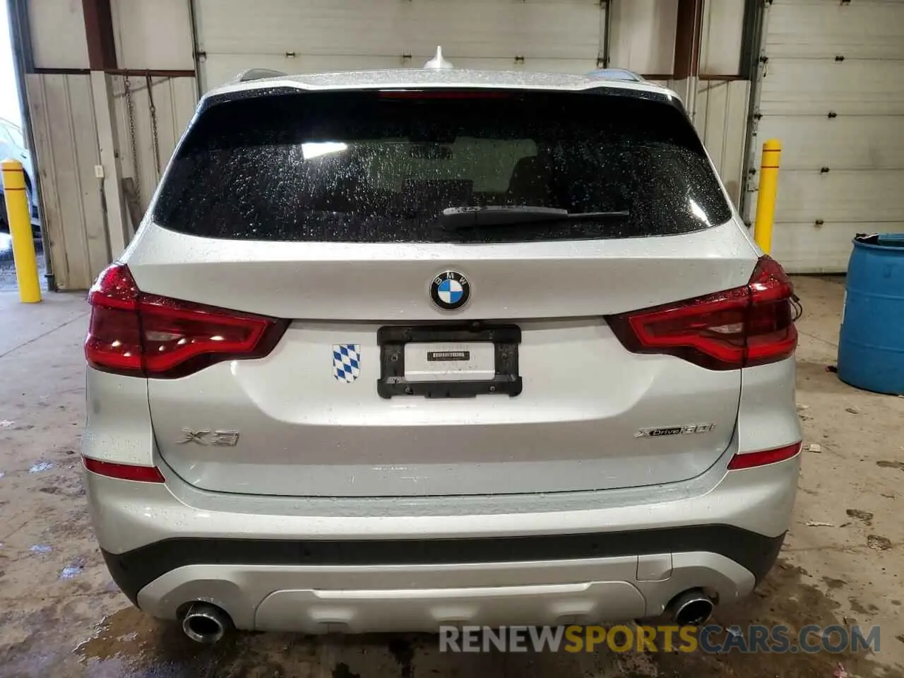 6 Photograph of a damaged car 5UXTR9C5XKLR06090 BMW X3 2019