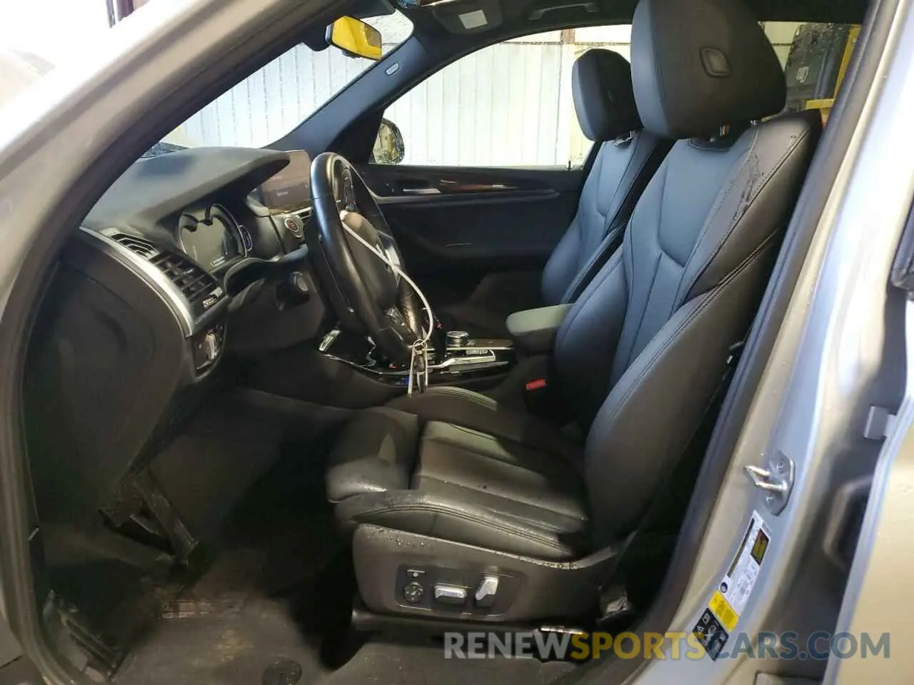 7 Photograph of a damaged car 5UXTR9C5XKLR06090 BMW X3 2019