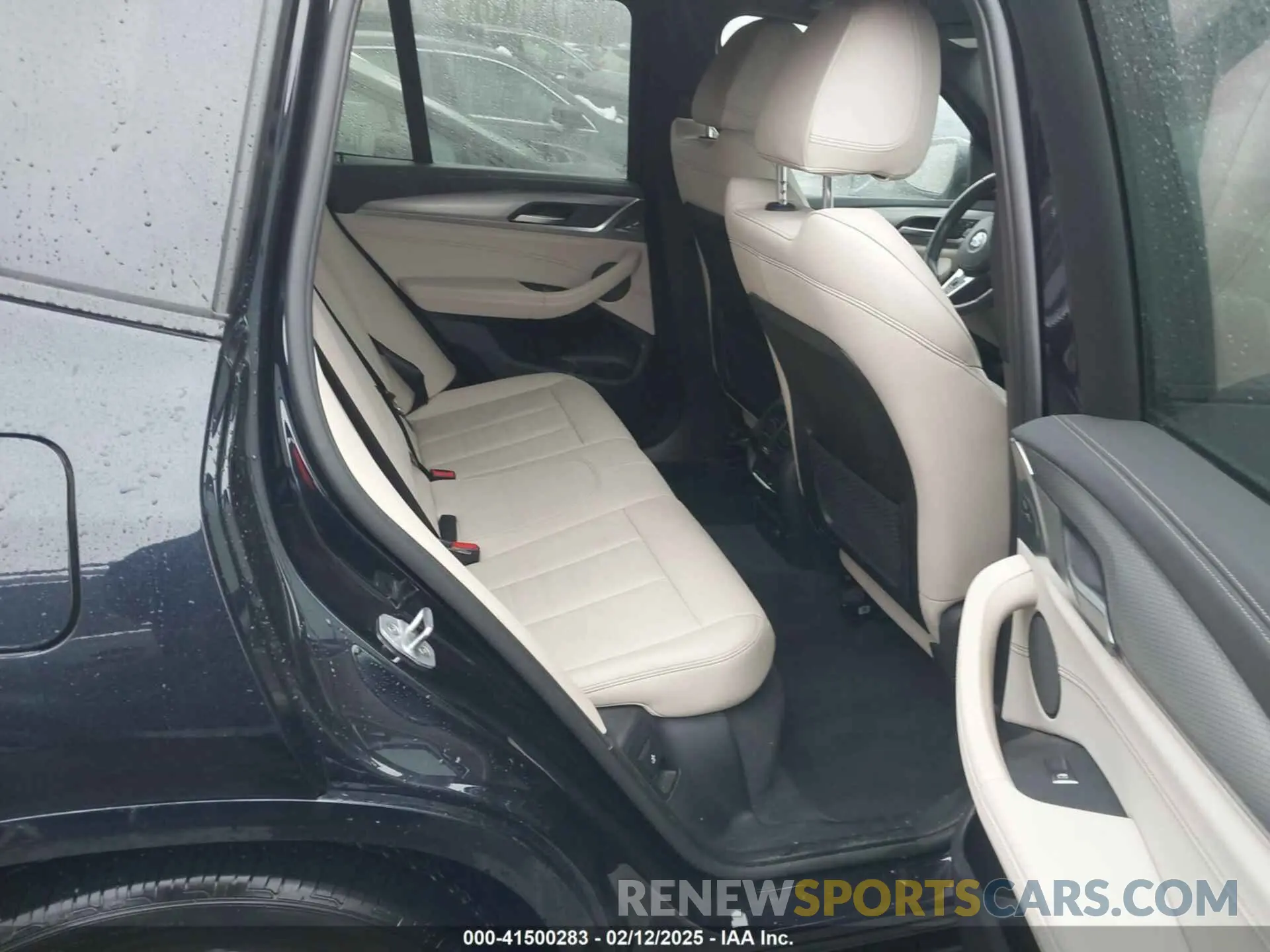 8 Photograph of a damaged car 5UXTS3C50K0Z03136 BMW X3 2019