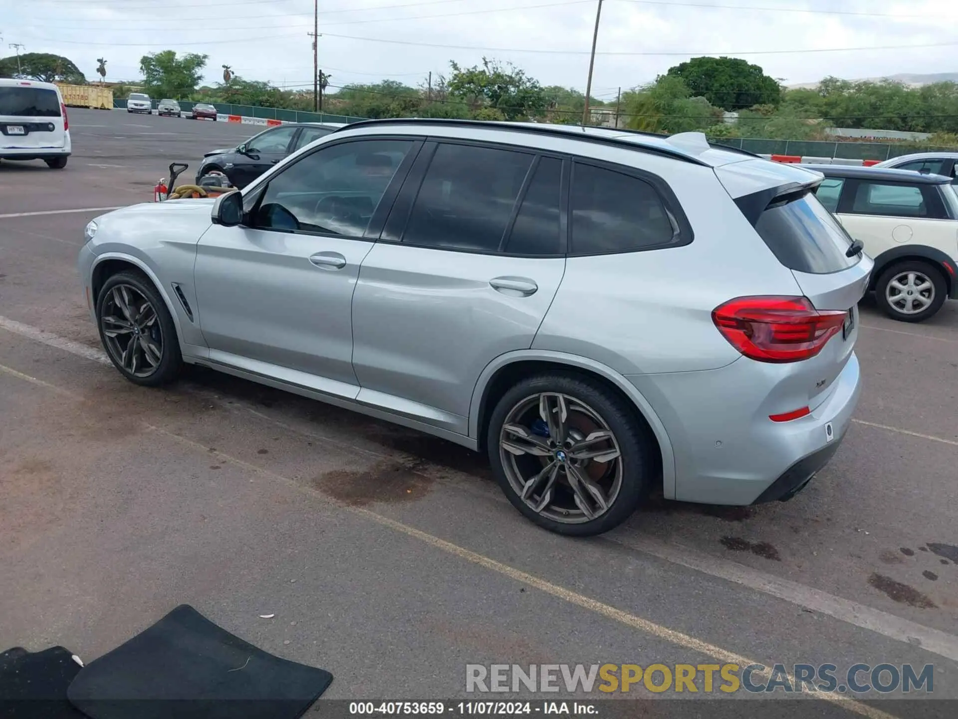 3 Photograph of a damaged car 5UXTS3C50K0Z09941 BMW X3 2019