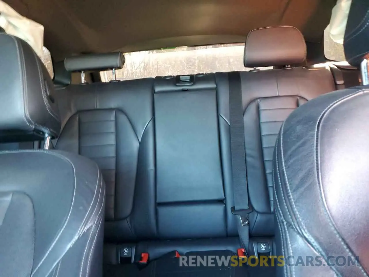 10 Photograph of a damaged car 5UXTS3C51K0Z03873 BMW X3 2019