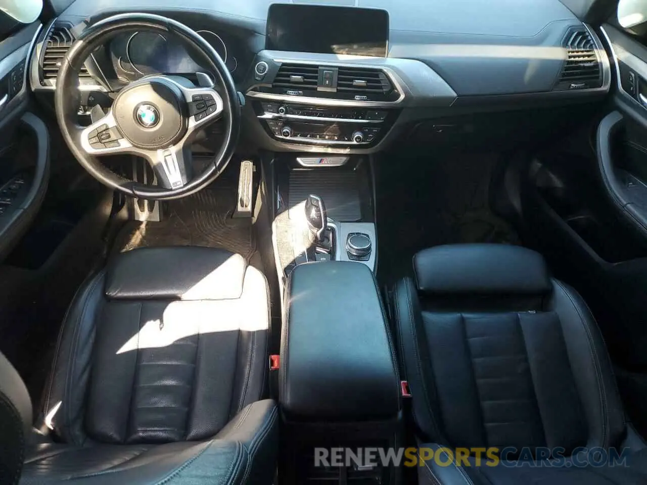 8 Photograph of a damaged car 5UXTS3C51K0Z03873 BMW X3 2019