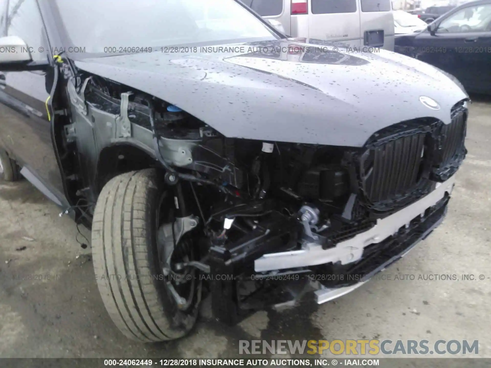 6 Photograph of a damaged car 5UXTS3C52K0Z05003 BMW X3 2019