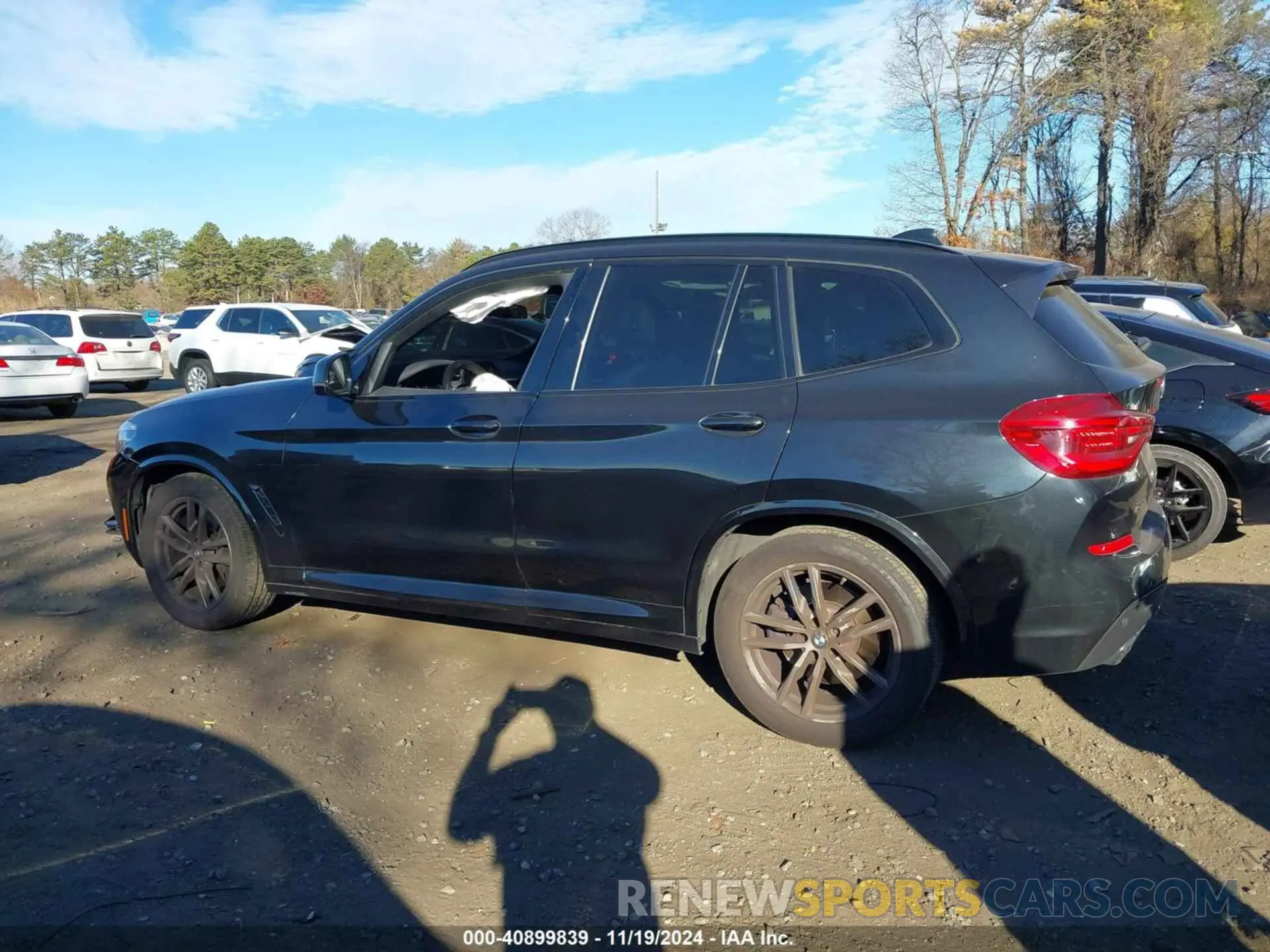 14 Photograph of a damaged car 5UXTS3C55KLR73522 BMW X3 2019