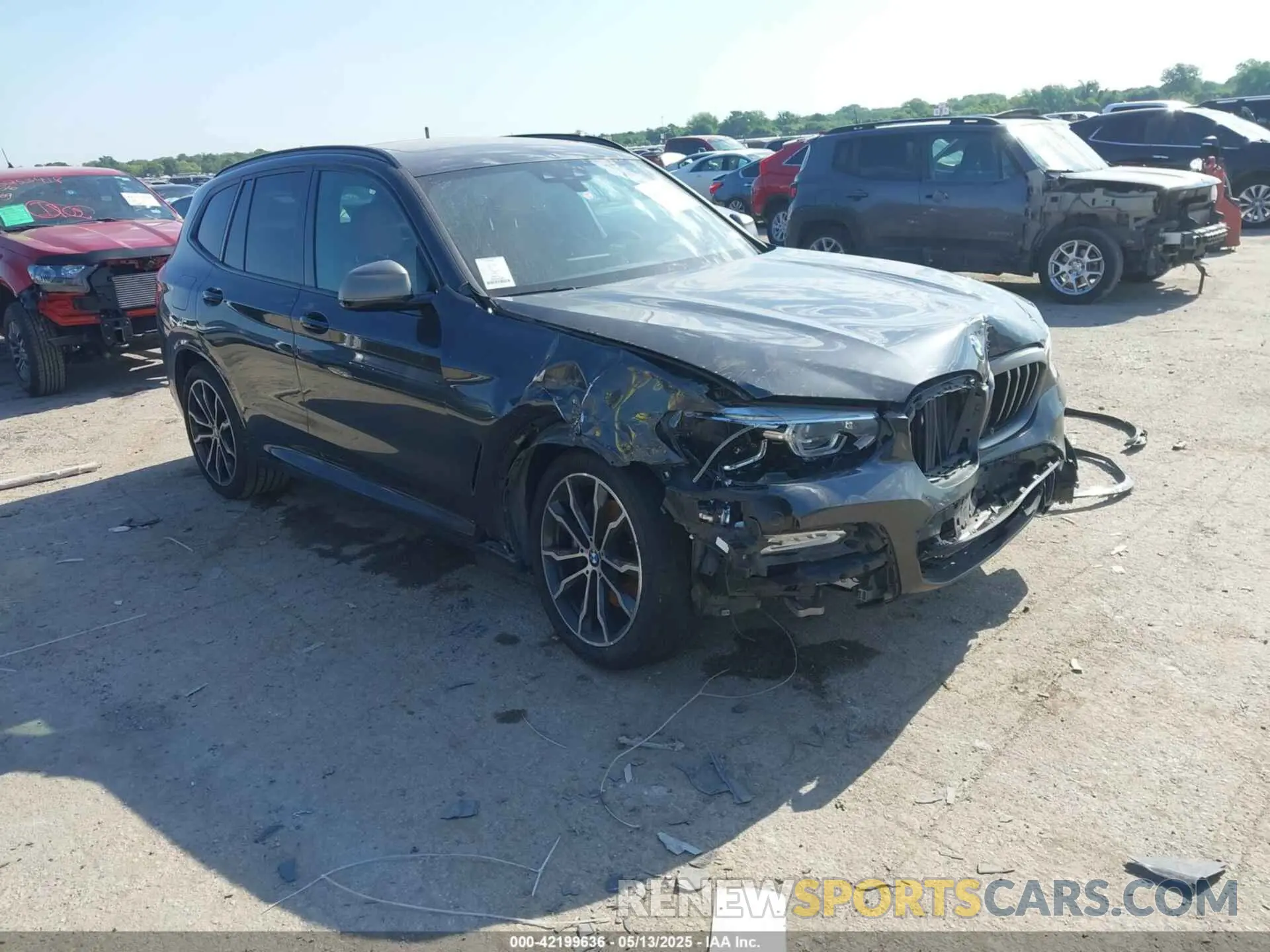 1 Photograph of a damaged car 5UXTS3C56K0Z07174 BMW X3 2019