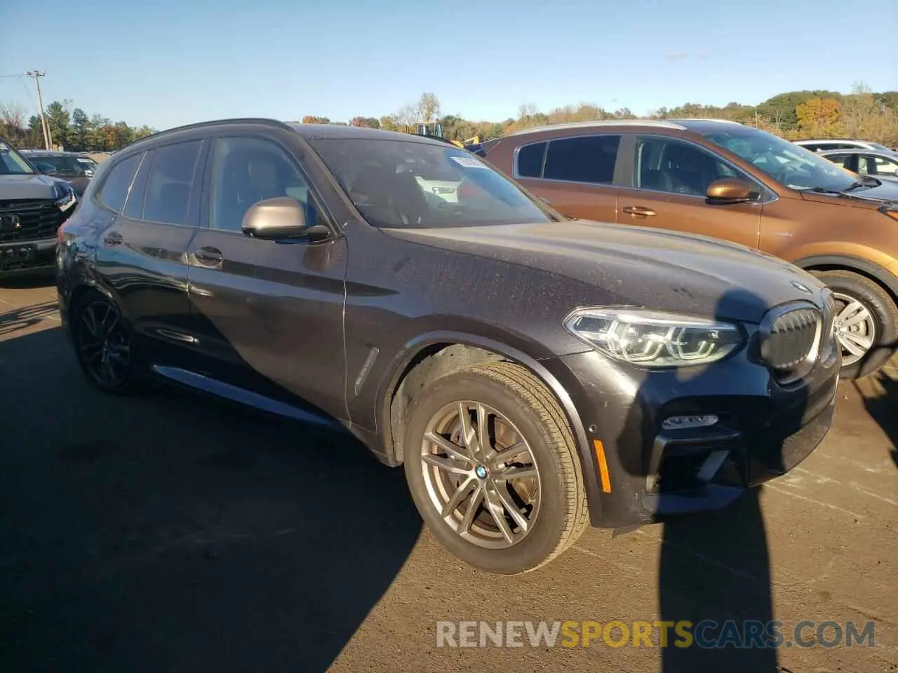 4 Photograph of a damaged car 5UXTS3C56K0Z08132 BMW X3 2019