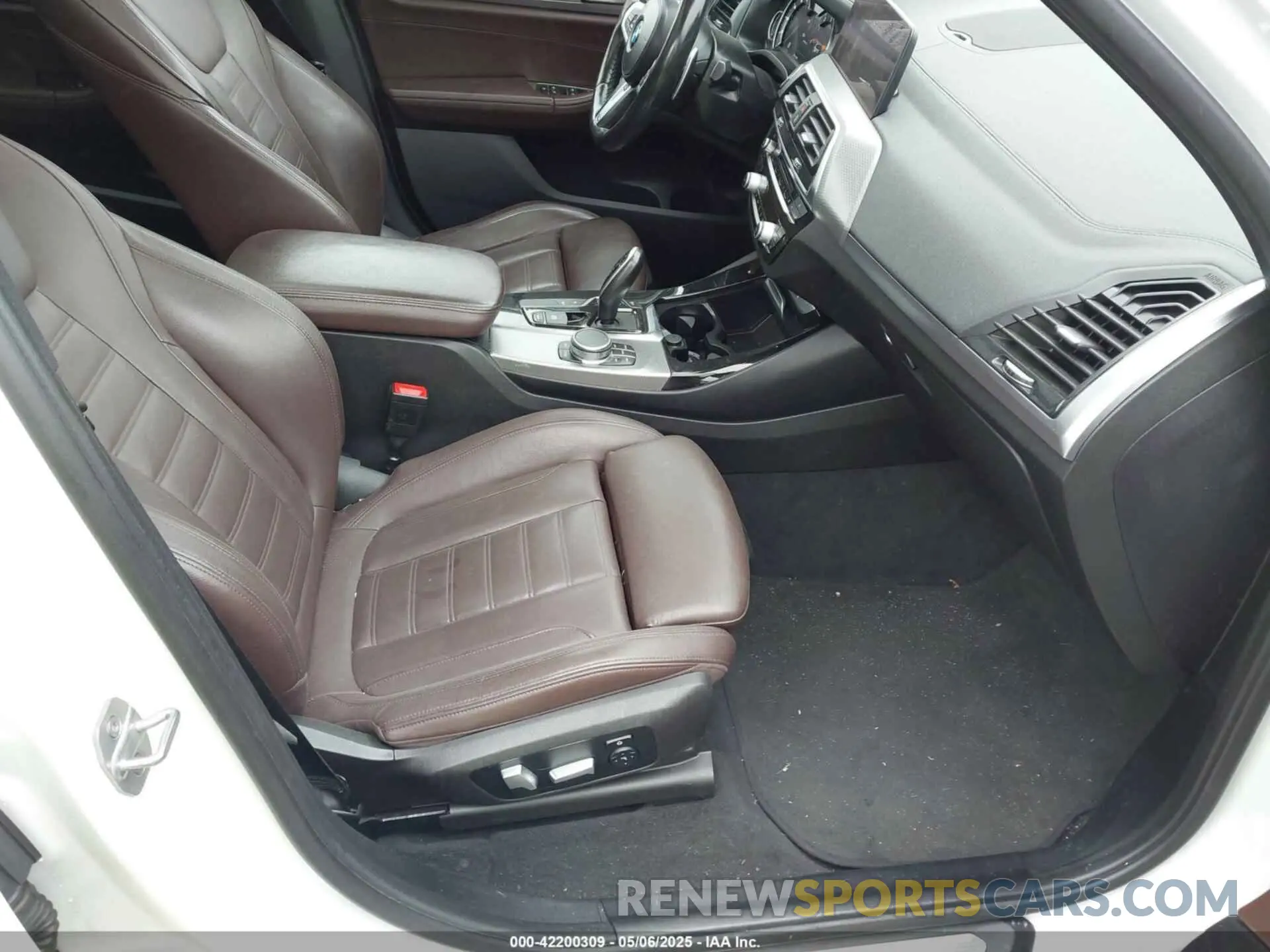 5 Photograph of a damaged car 5UXTS3C56K0Z10351 BMW X3 2019